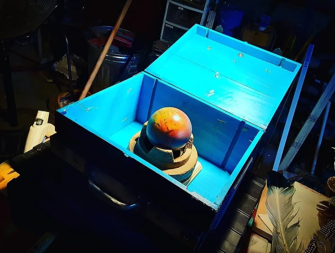 Im prob way too extra. So I started working on this winebox bc i needed something to carry all my damn vitanins and toiletries in when im back n forth bt home and @prototypepaterson, but then decided it'd be a better shot if it was home to the great