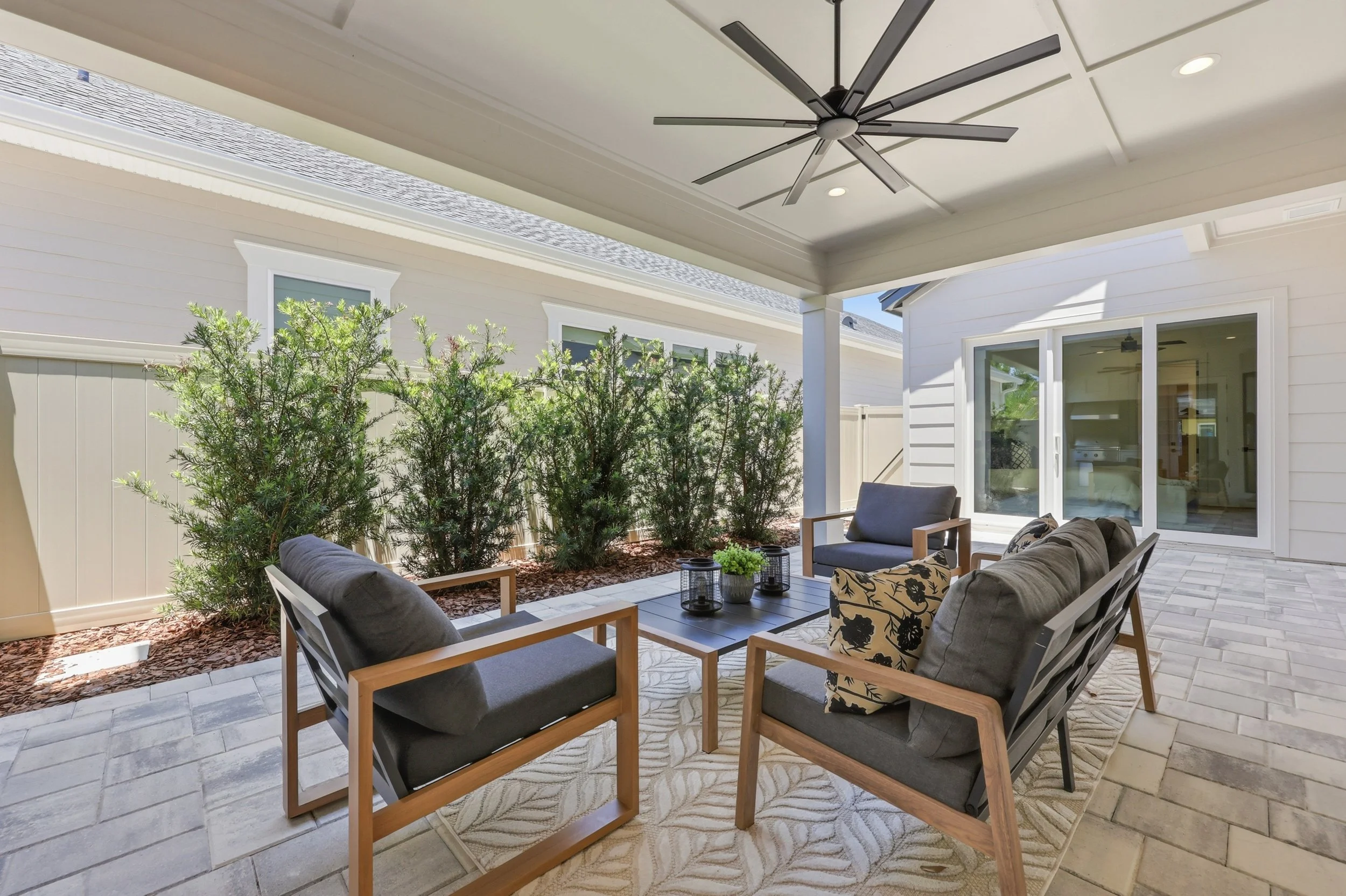 1063 sw 135th dr-36.jpg
