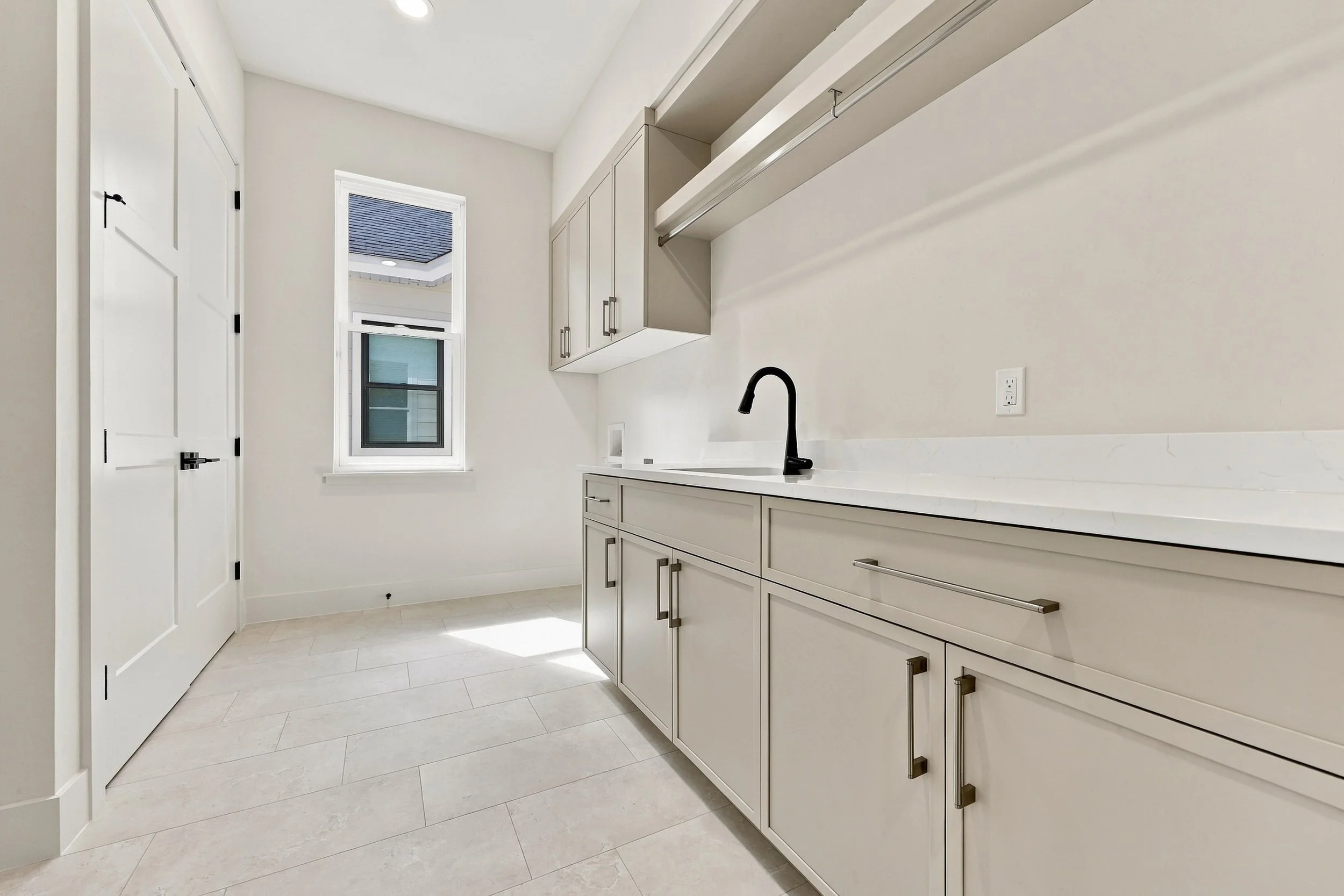 1062 sw 135th dr-14.jpg