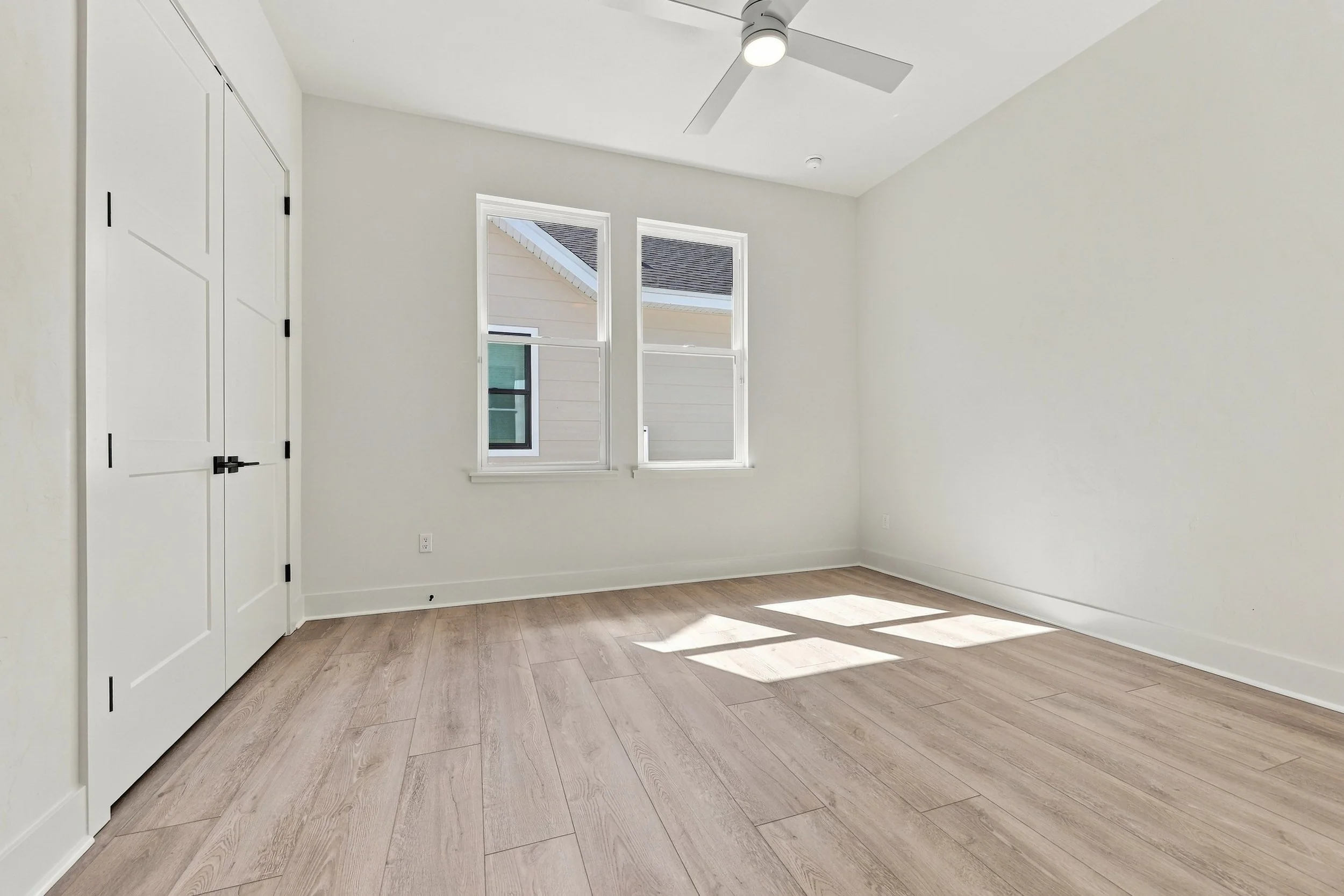 1062 sw 135th dr-18.jpg