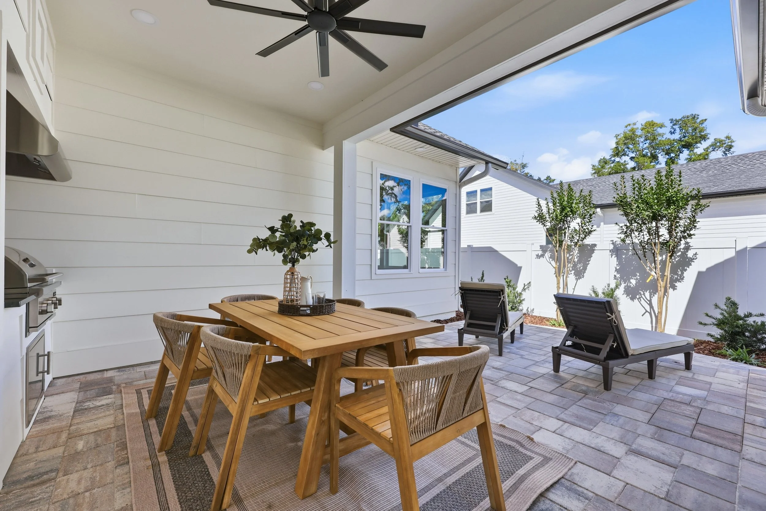 1062 sw 135th dr-38.jpg