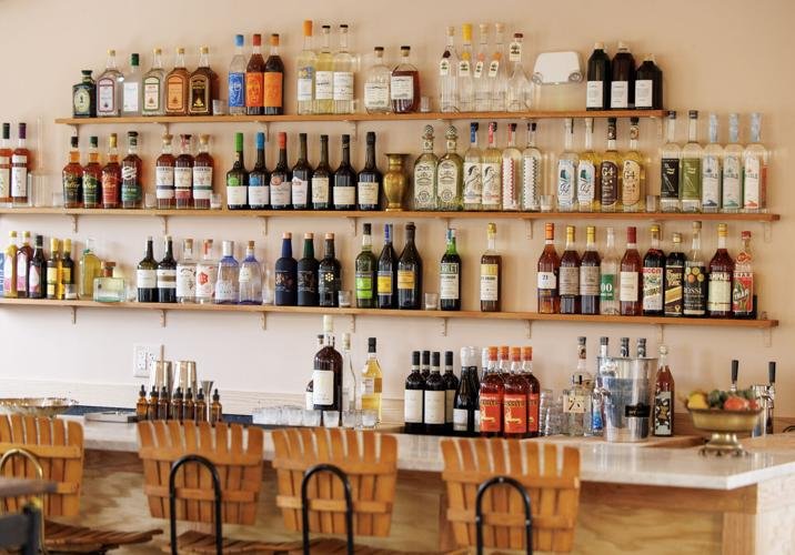 babas on wentworth 2nd story bar.JPG