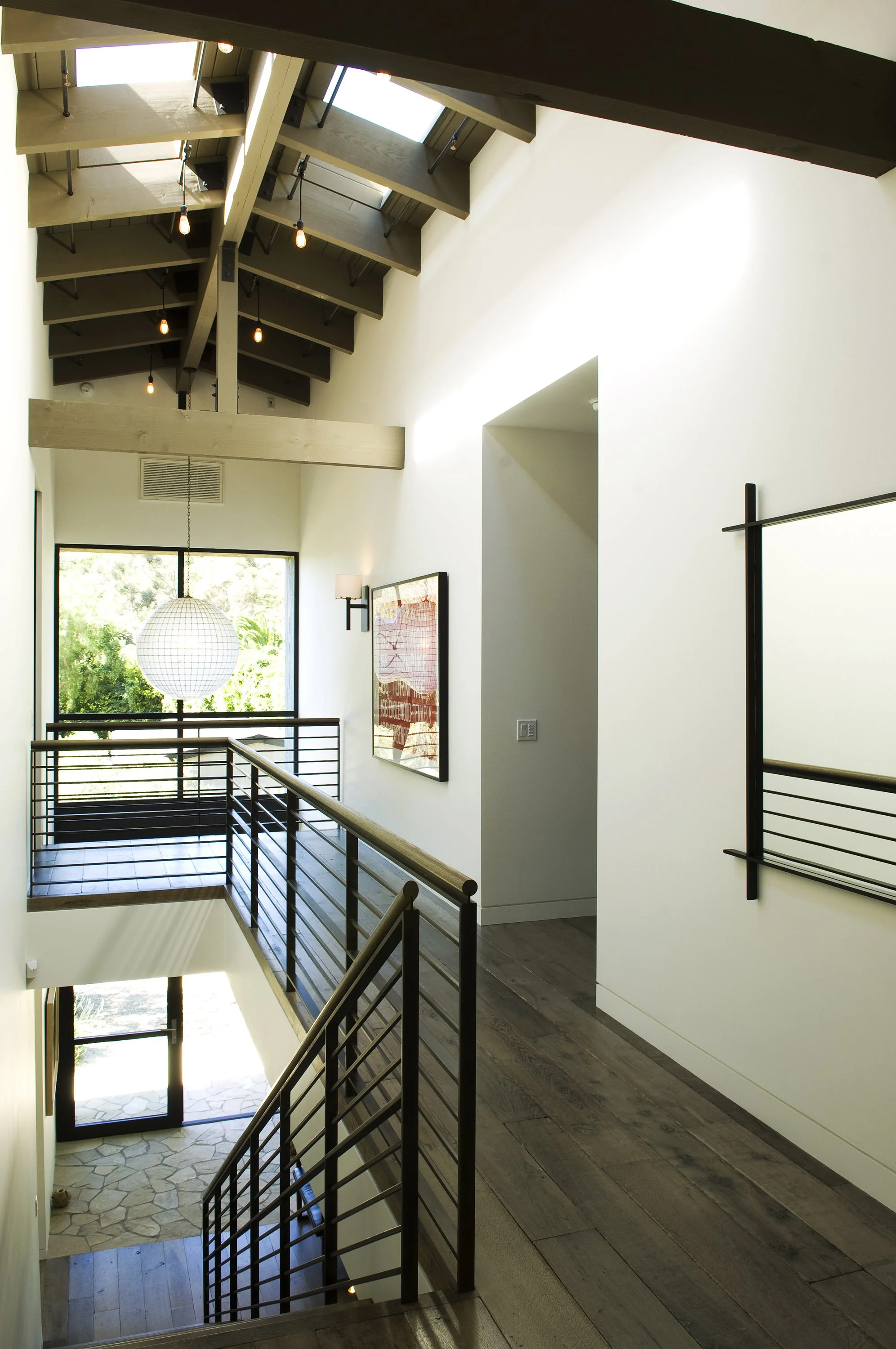 Serra_UpstairsHall1sm.jpg
