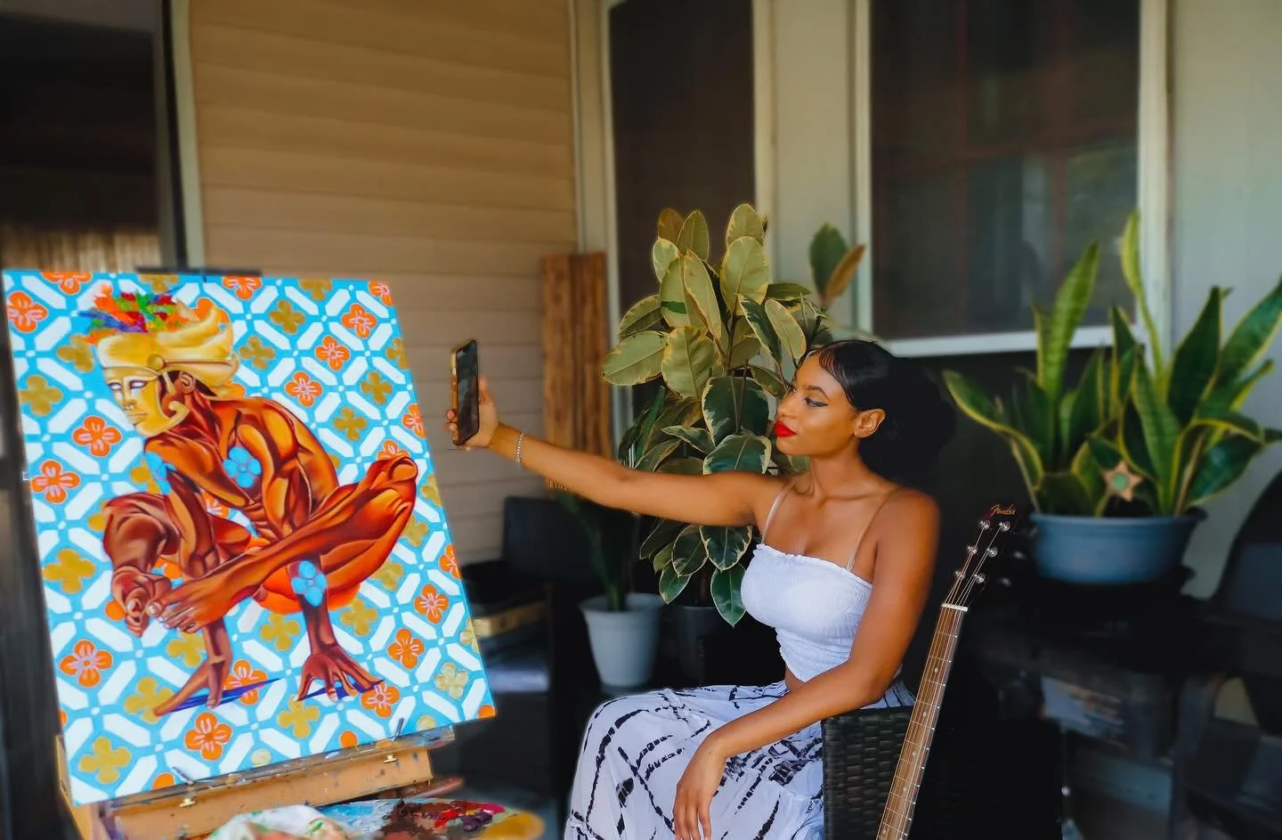 It's not a selfie without the selfie of the selfie.🤳🏽✨

.
.
.

#visualartist #visualarts #wip #yogaart #artoftheday #travelingartist #oilpainter #oilpainting #mixedmediapainting #guitarstagram #guitarstudent #artistssupportingartists #artistsofinst