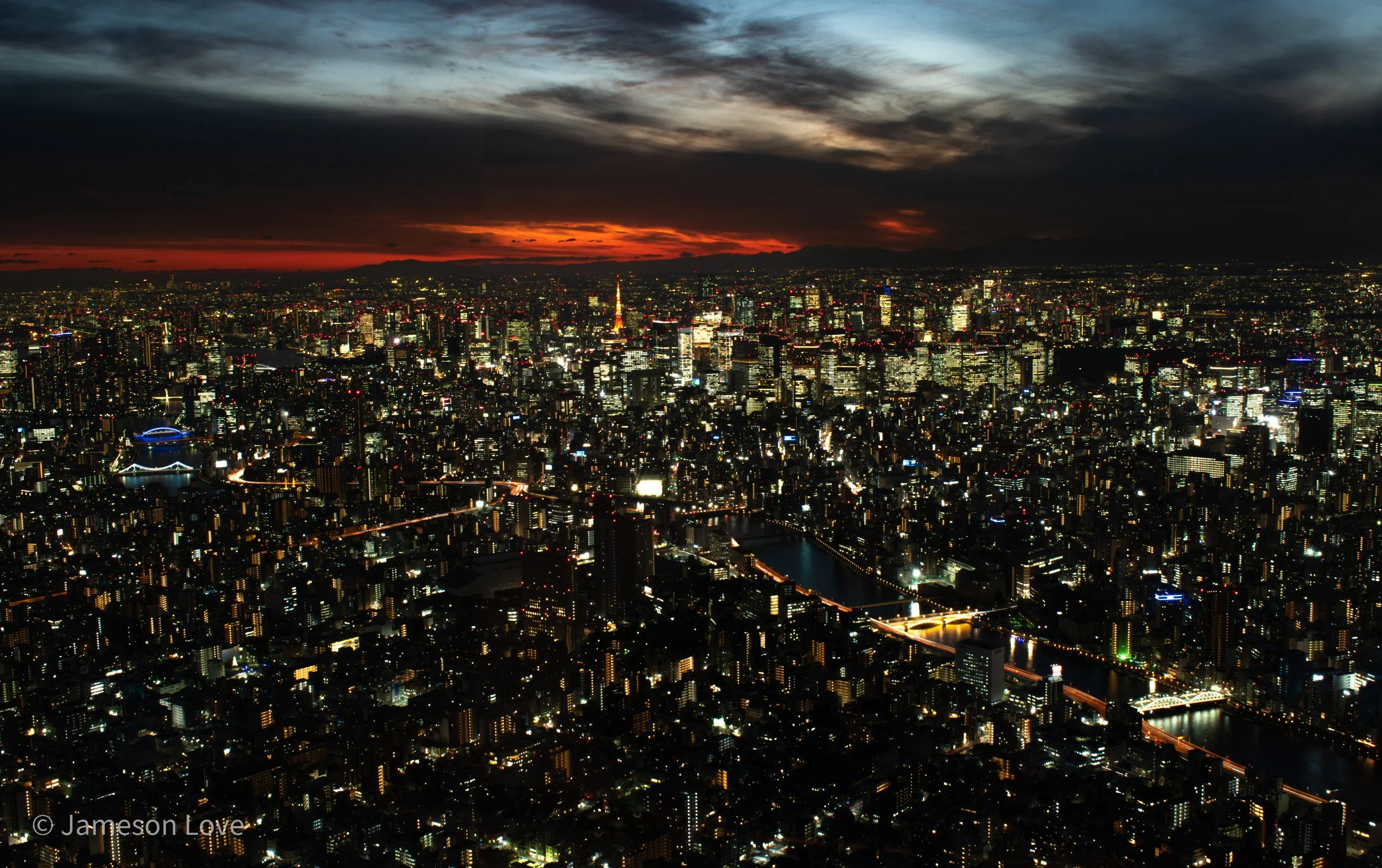 Sunset over Tokyo;
Taken from the Sky Tree,
Tokyo, Japan