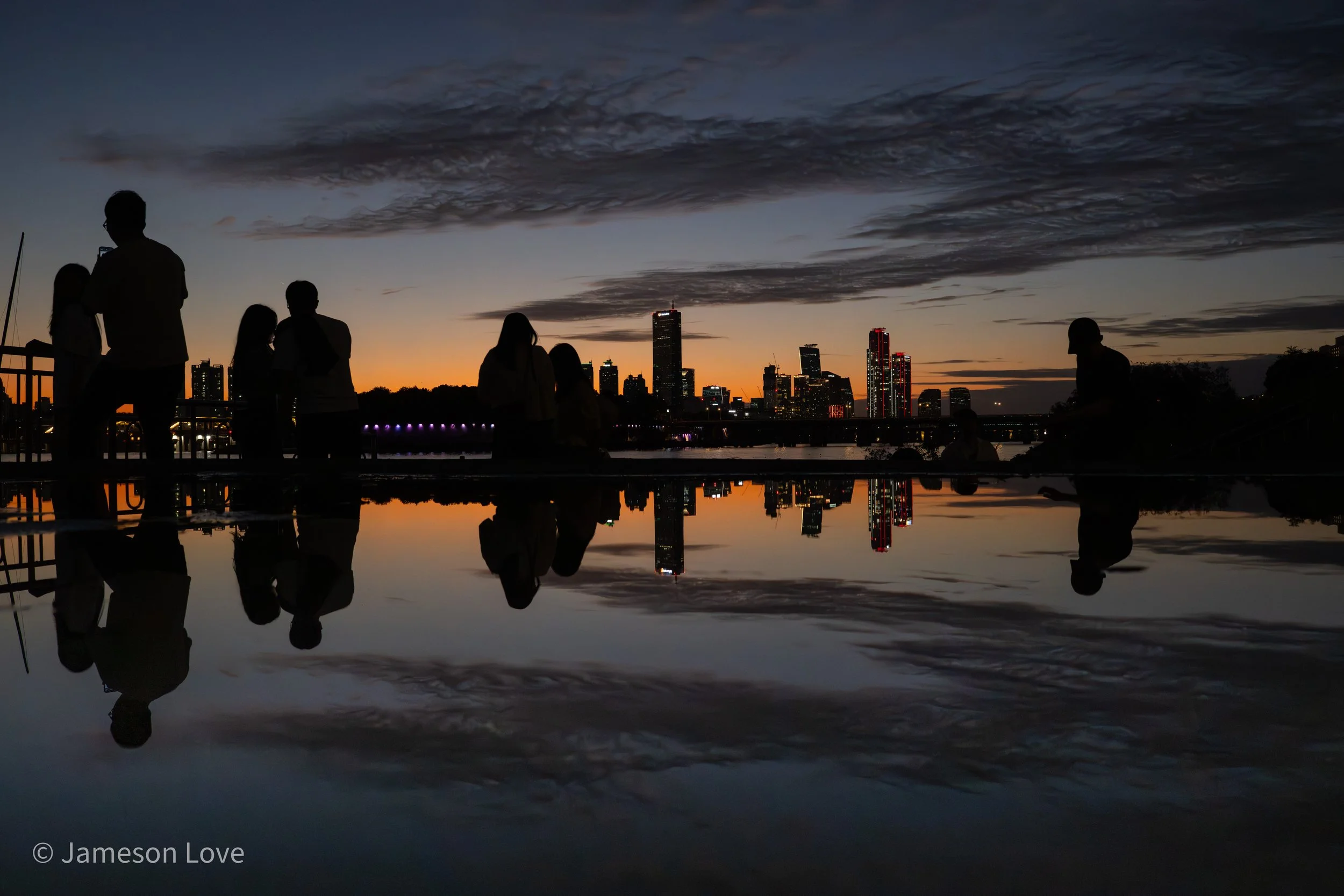 Sunset in Seoul;
Seoul, South Korea