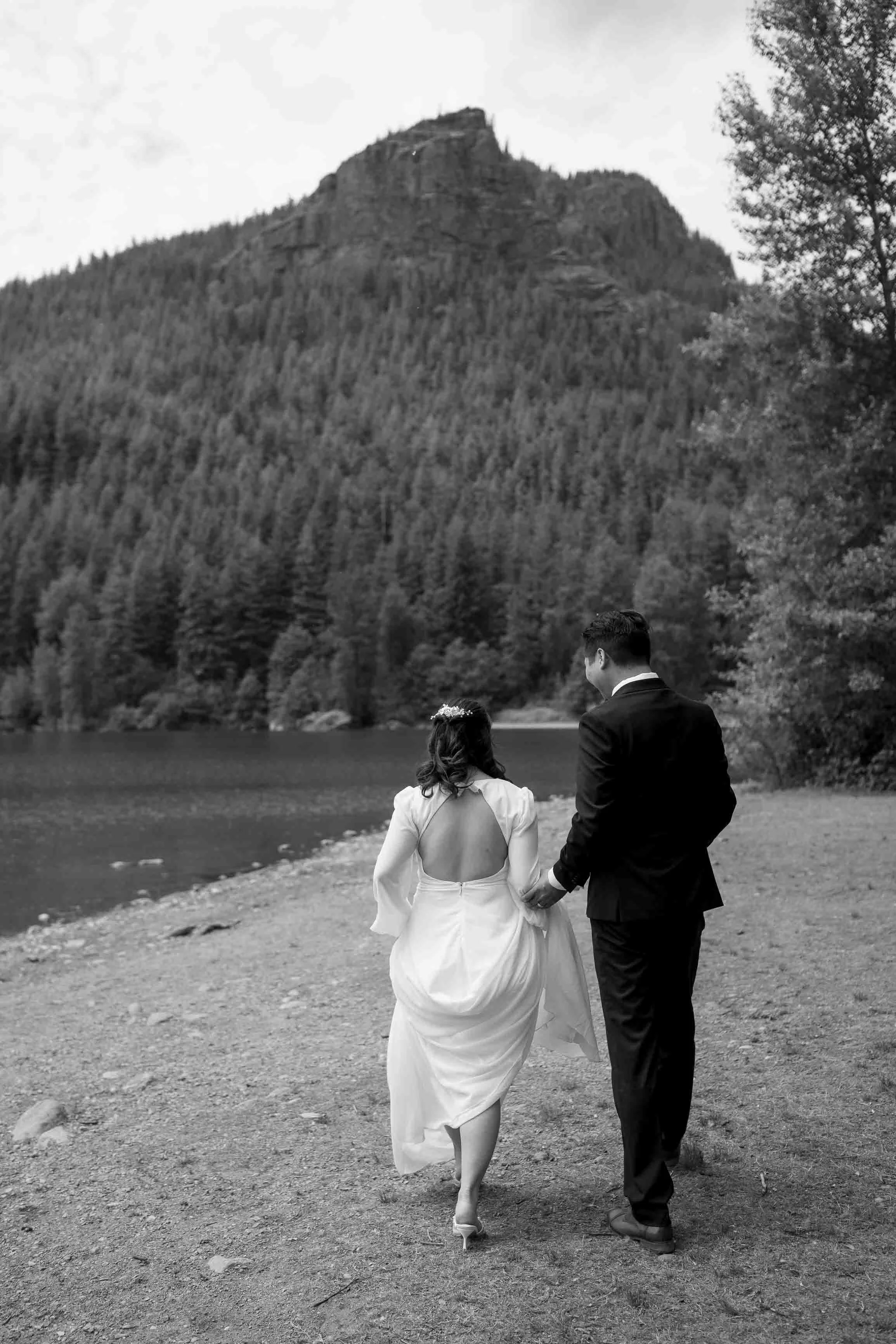 2025-0817 Kriss + Alexis - REDUCED-108.jpg