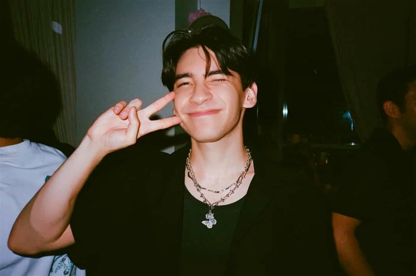 bye 2025 u stinky

no but all I really have to say is 2025 had a bad energy to it but the company i had through it all was top tier and i sincerely hope we all have a great 2026 filled with better vibes and better opportunities ✨

📸: @suzi.nguyen