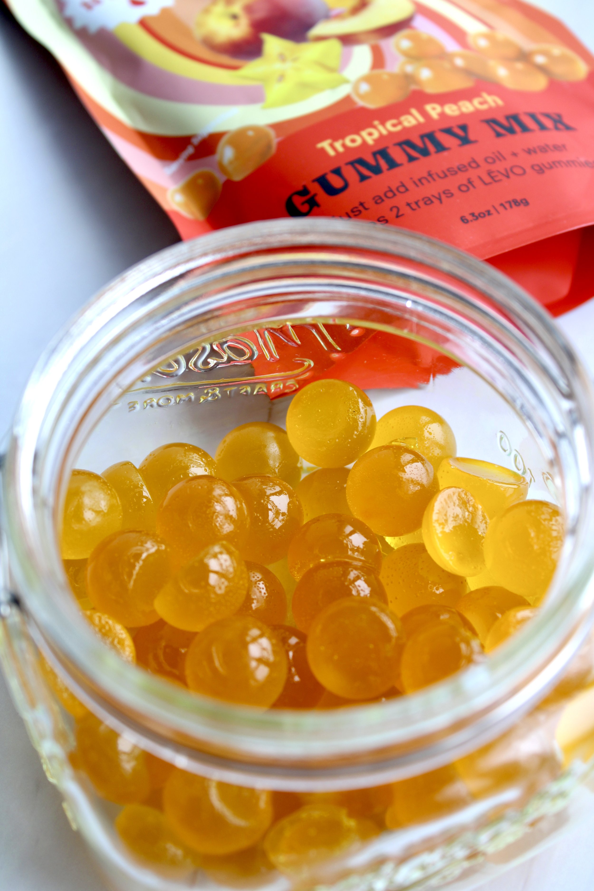 How to Make Cannabis Gummies with MCT oil