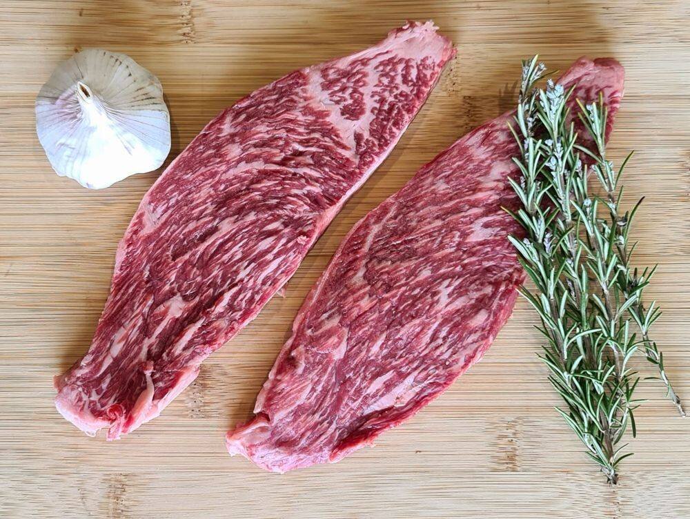 OAKEY WAGYU MB9+ RUMP CAP STEAK 2x250g.jpeg