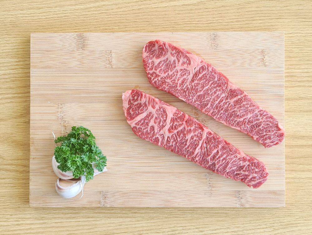 SHER WAGYU MBS9 DENVER STEAK 2x250g.jpeg