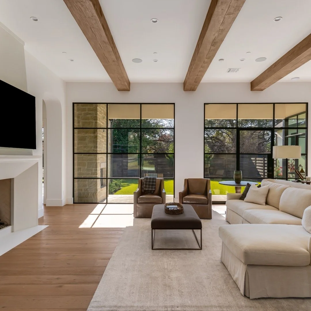 From the stone facade to the spa-like master bath, every room in this custom build was designed to feel like a retreat. Swipe through for the full tour. 🏡

#luxuryrealestate #dreamhome #customhome #newconstruction #interiordesign #luxuryhomes #moder