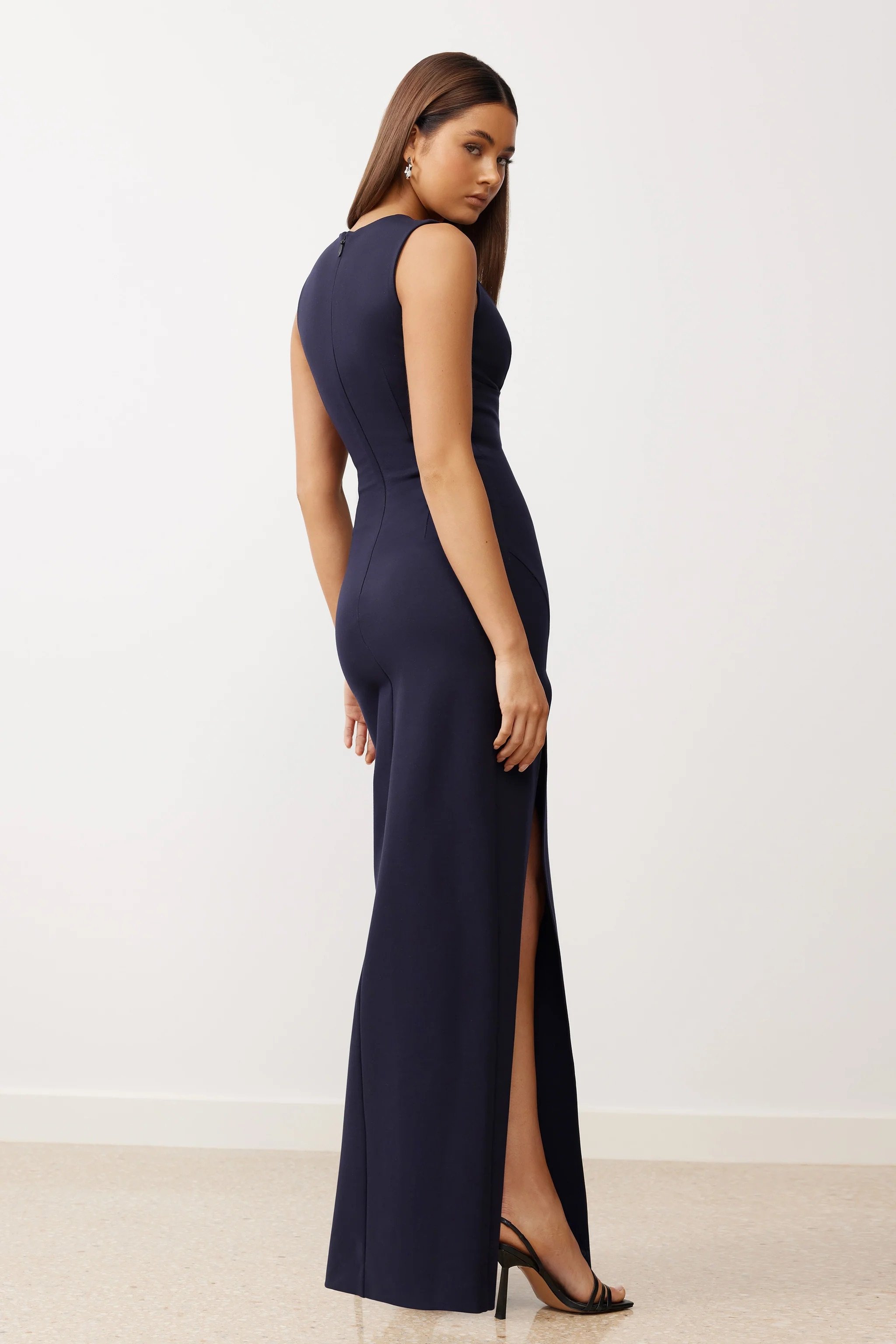 cove navy back.jpeg
