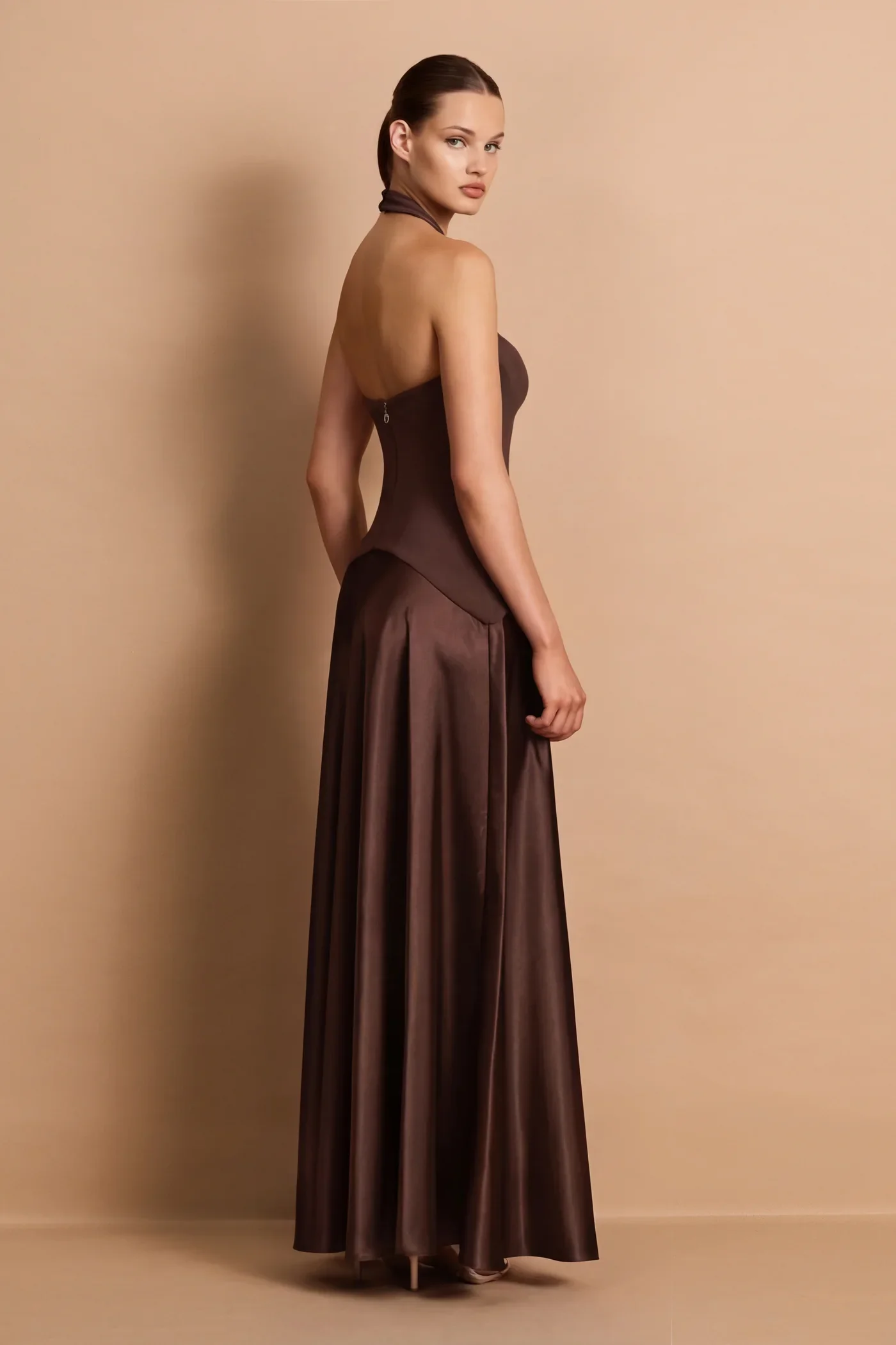 ALICEHALTERMAXI-CHOCOLATE_3_1400x.webp
