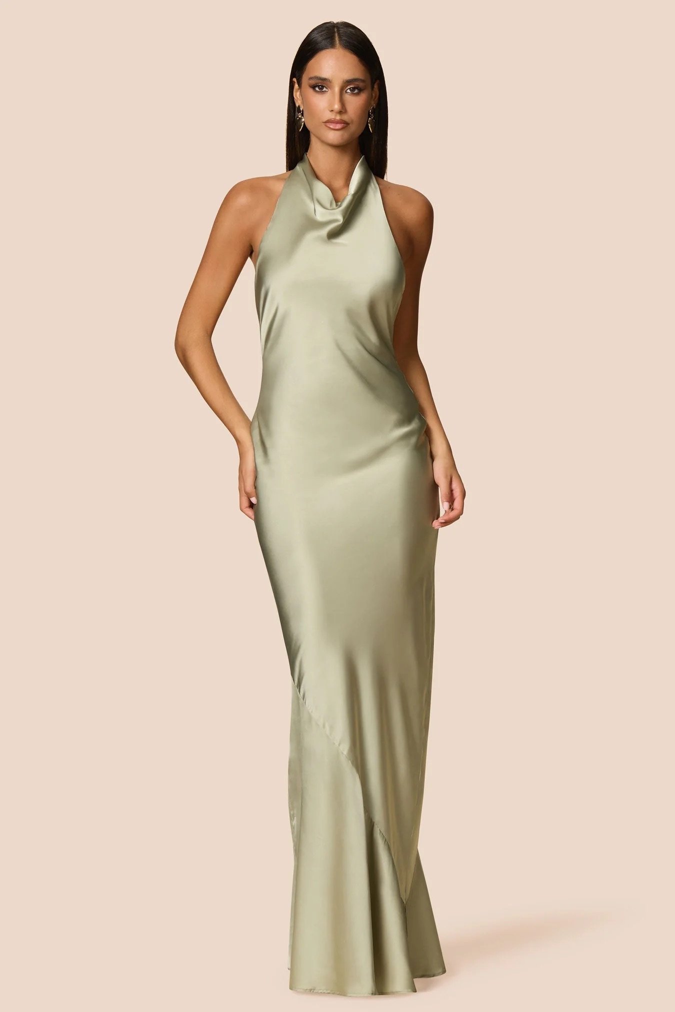 penelope-halter-gown-749995.jpeg