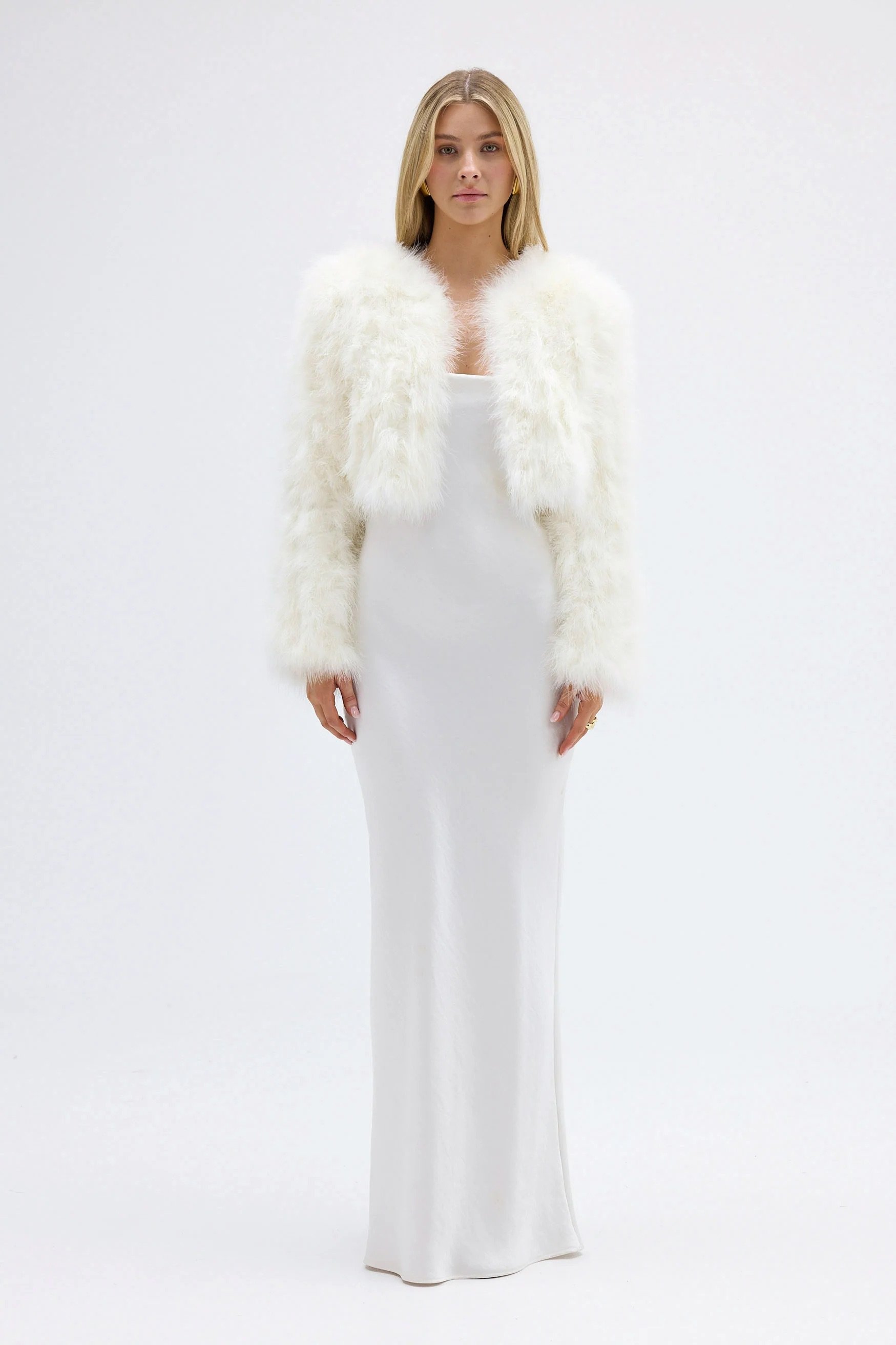 bubishManhattanCropFeatherJacketIvoryJACKET_2_e916cebd-3b34-434b-80f8-67b39117e23b.jpeg