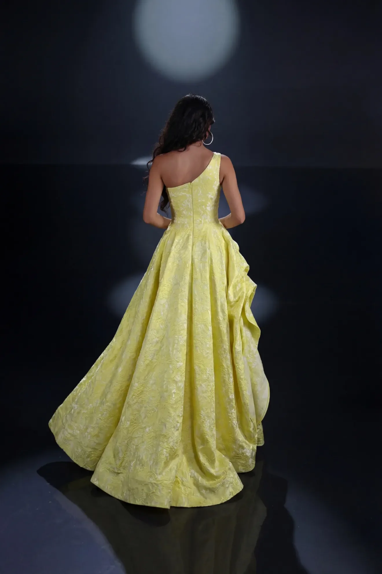 NC4017-YELLOW-3-1320x1980.webp
