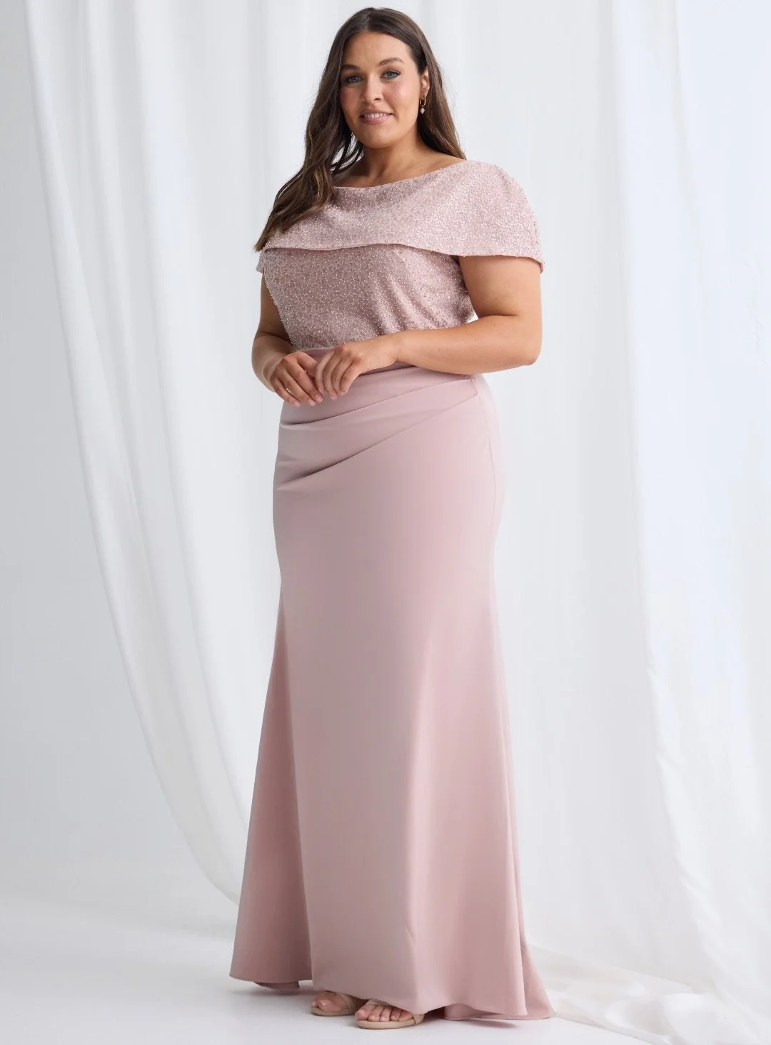 TL1084G_veronica_gown_trellis_lane_2.jpeg