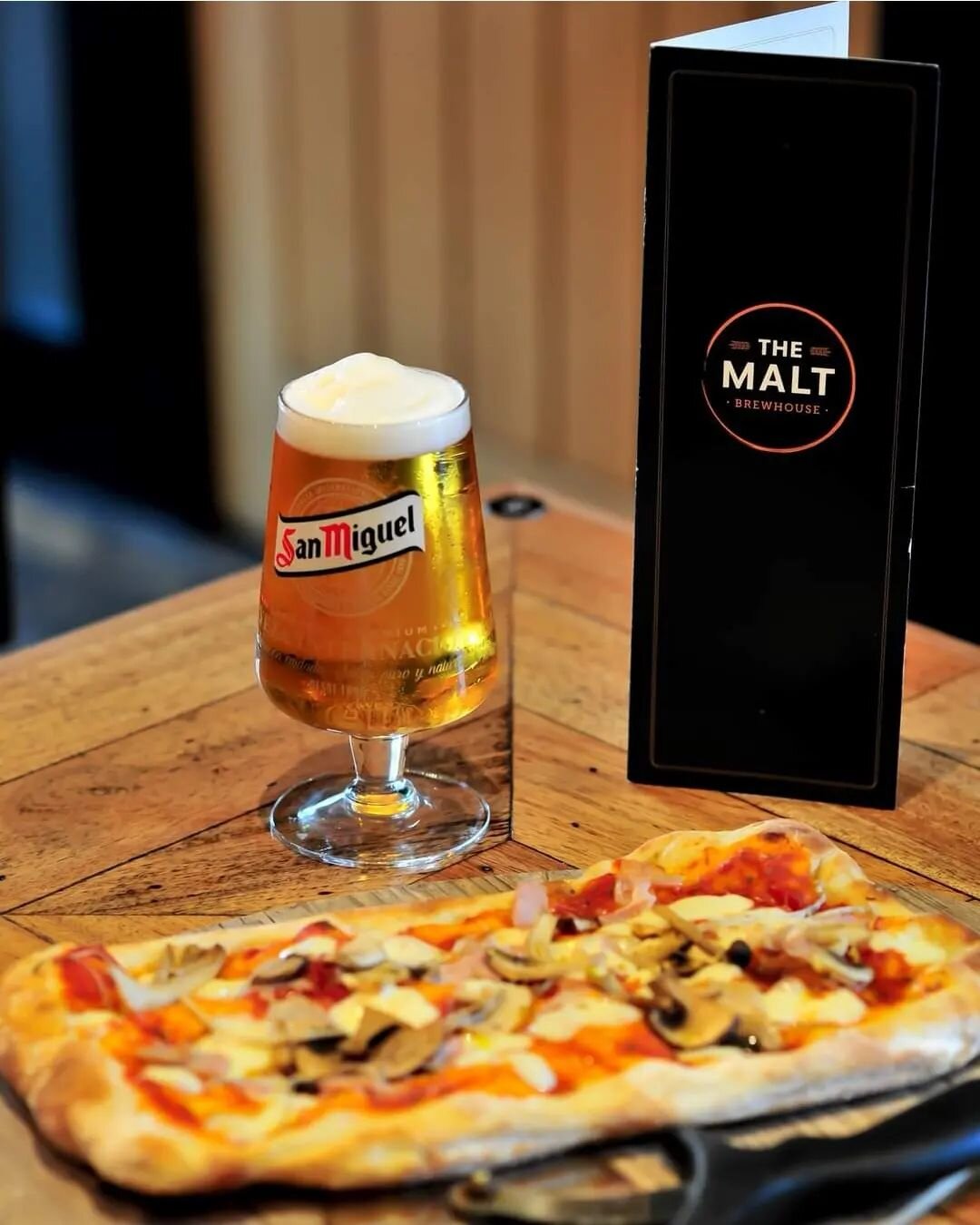 Anyone fancy a cheeky pint and pizza?
We're open from 12pm to satisfy all your needs 🍻

#saturdaynightdrinks #foodanddrinks #pizza #themaltbrewhouse