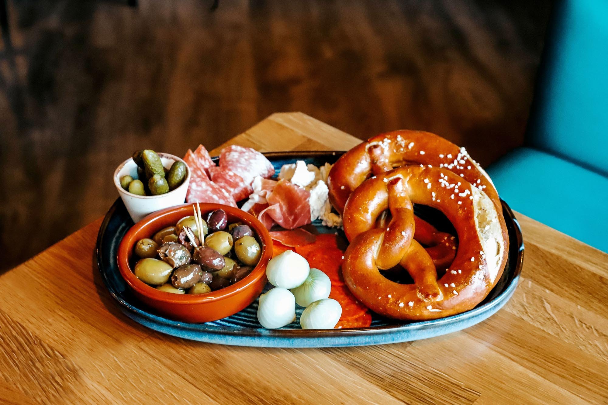 NYE Supper club & Live music