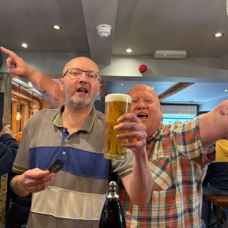 Leeds fans it&rsquo;s time to unite in tomorrows game against Sunderland at 2pm! 💙💛
It&rsquo;s not too late to book your table online to secure your spot! 
Grab a drink and let&rsquo;s celebrate the last Leeds game of the year! ⚽️