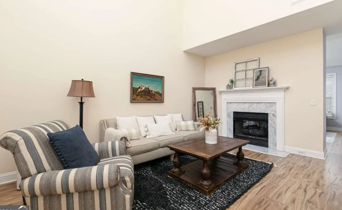 2813 Dominion Lane, Kennesaw (CAC) *PENDING*