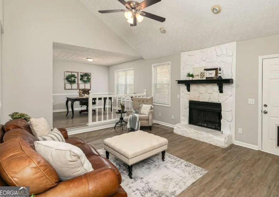 411 Allatoona Trail, Woodstock (CAC)