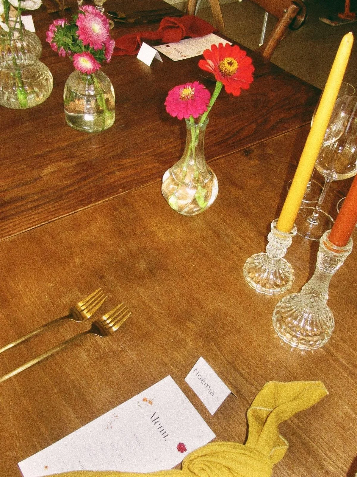 "Inspira&ccedil;&atilde;o primaveril - leveza, beleza e harmonia a cada detalhe."

Descubra as nossas cores de guardanapos 100% linho em stock! Compre por mensagem privada ou nos coment&aacute;rios😍

📦 1&ndash;3 itens: 3,50&euro; de porte