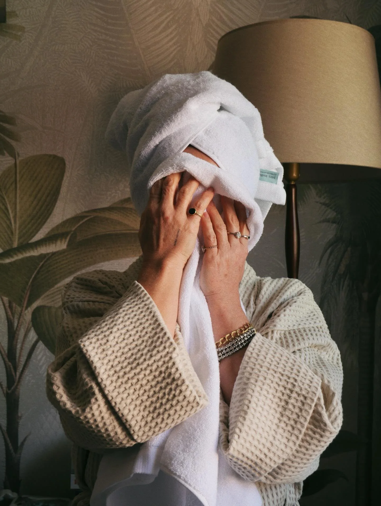 Entre esta&ccedil;&otilde;es🍂☀️🌸 com o mesmo conforto de sempre!

🛏️ Entre em contacto e descubra as nossas solu&ccedil;&otilde;es profissionais para o setor hoteleiro.

#TelesTextiles #Hotelaria #T&ecirc;xteisProfissionais #QualidadeSuperior #Con