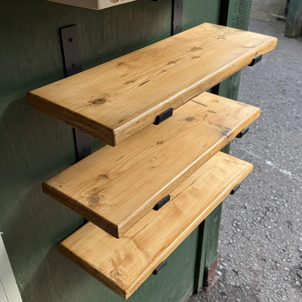 Rustic Wooden Shelf with L- Shape Brackets