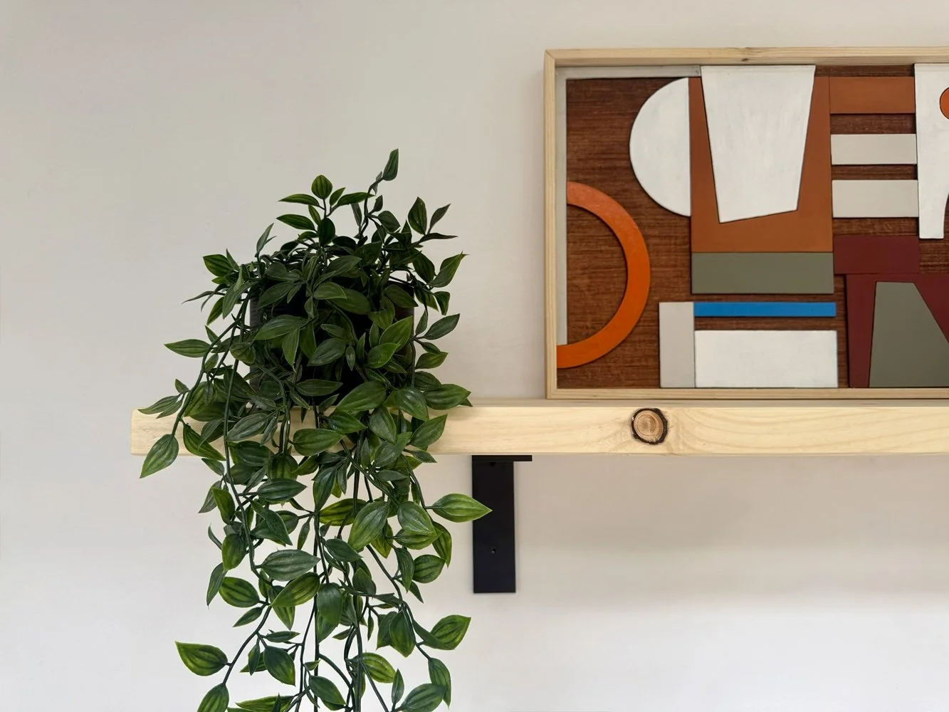 Rustic Wooden Shelf with Flat Style Brackets1.jpg