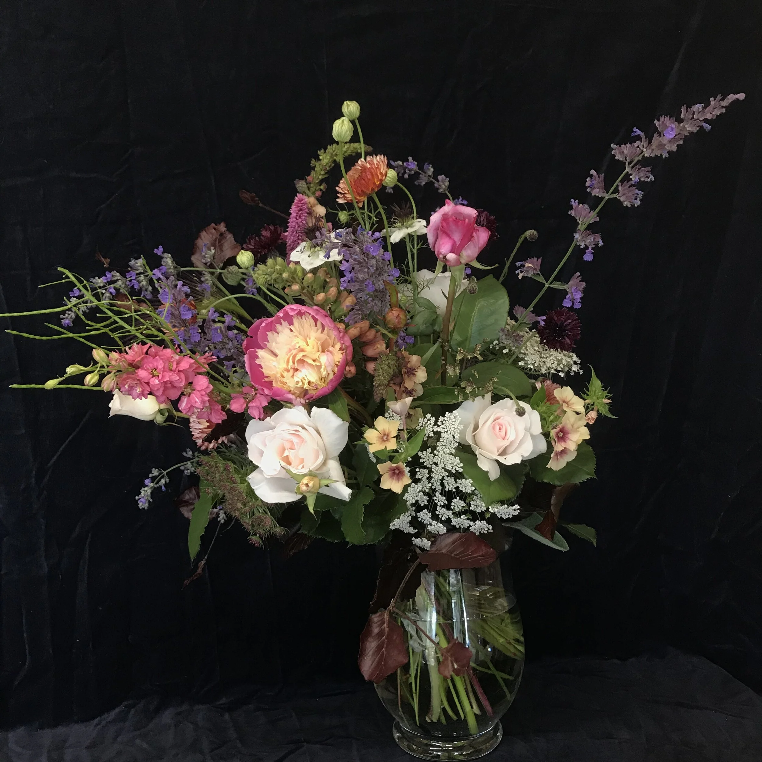 Tomnah'a
peony bouquet