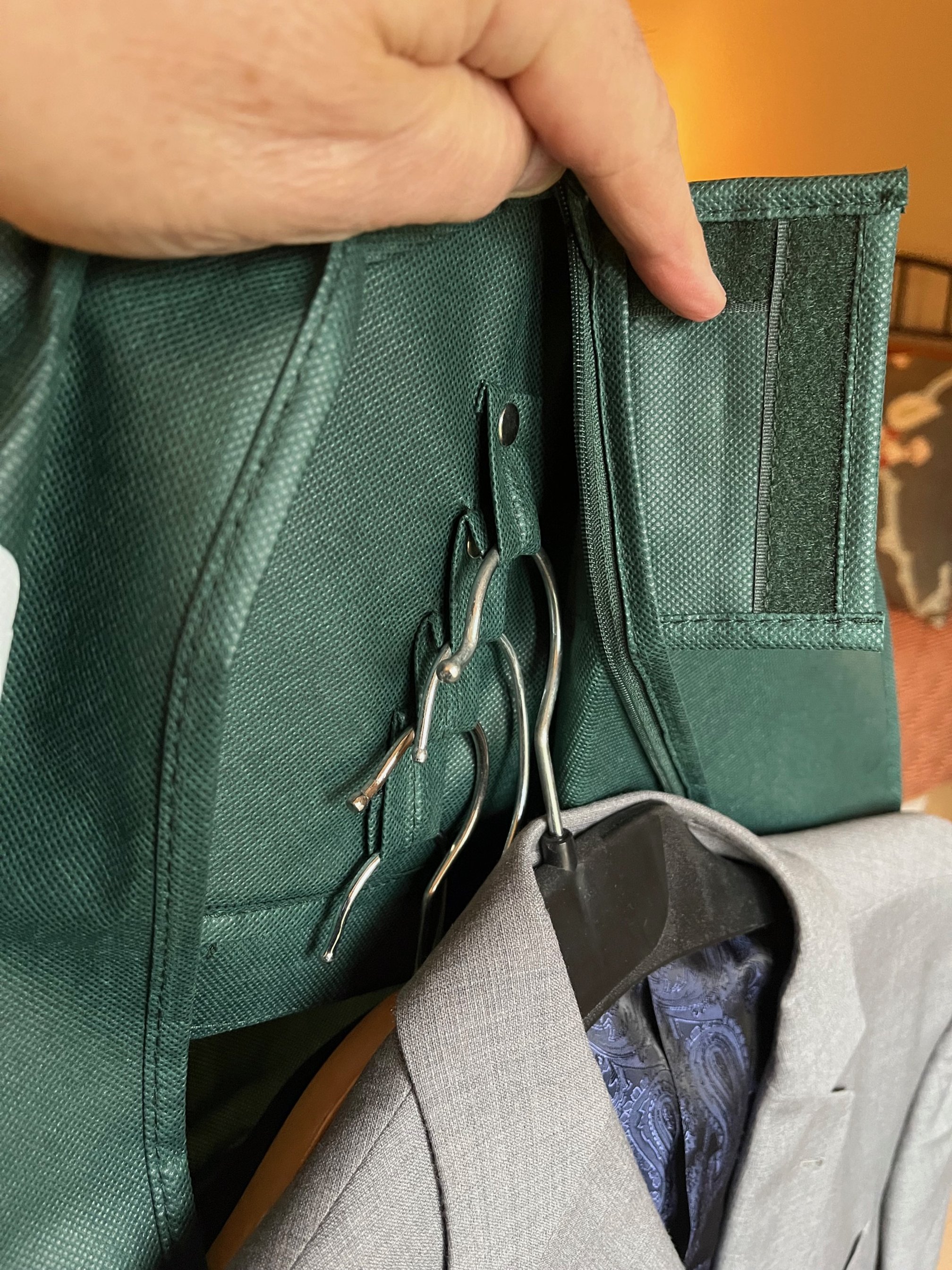 Garment Bag 8.jpg