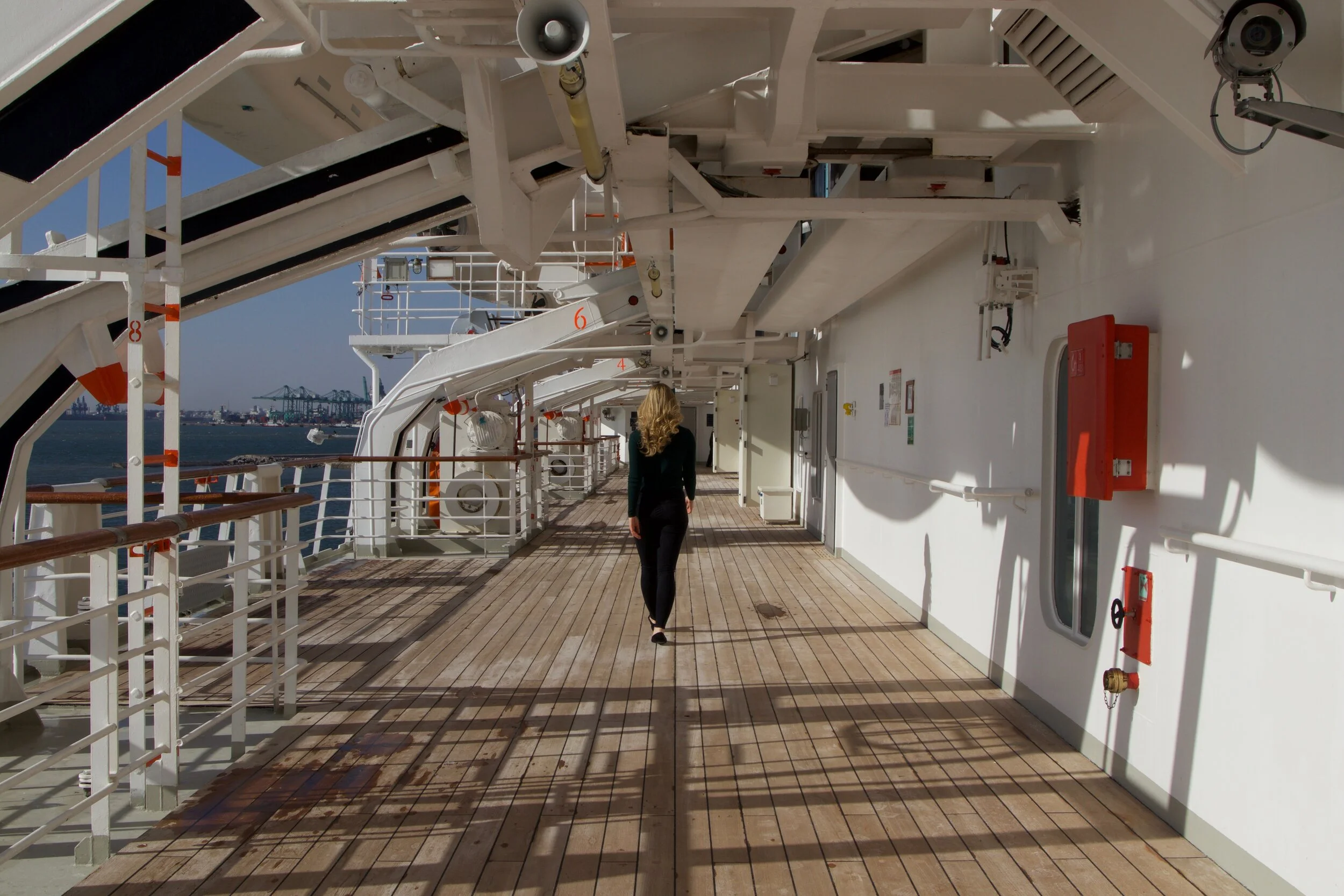 gangway far.jpeg