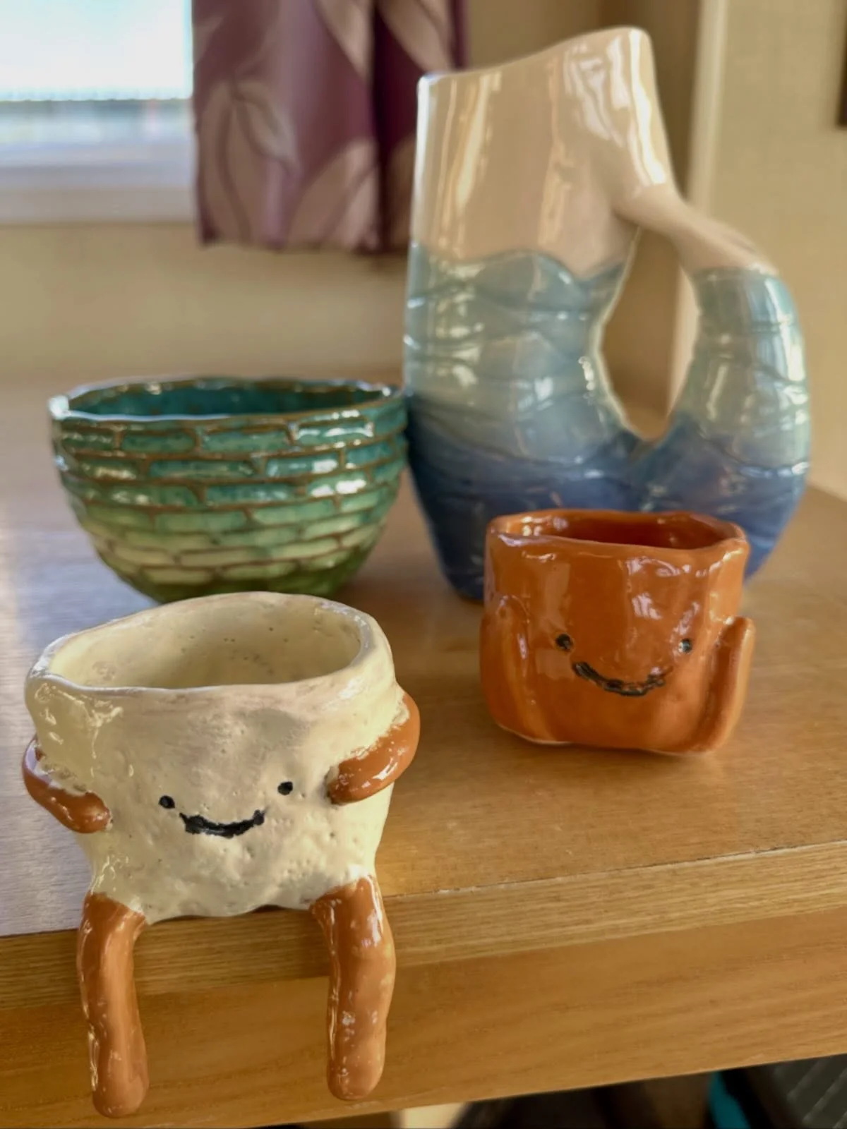 In February this year I took part in a 5 week ceramics class. Having 5 Wednesdays off work to spend trying something new and creative was amazing. I fully switched off from the outside world and loved working with my hard. This was a hand building co