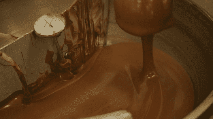 DEFCON_OTM_NATIONAL_OREO_DAY_CARAMEL_APPLE_V5-high (1).gif