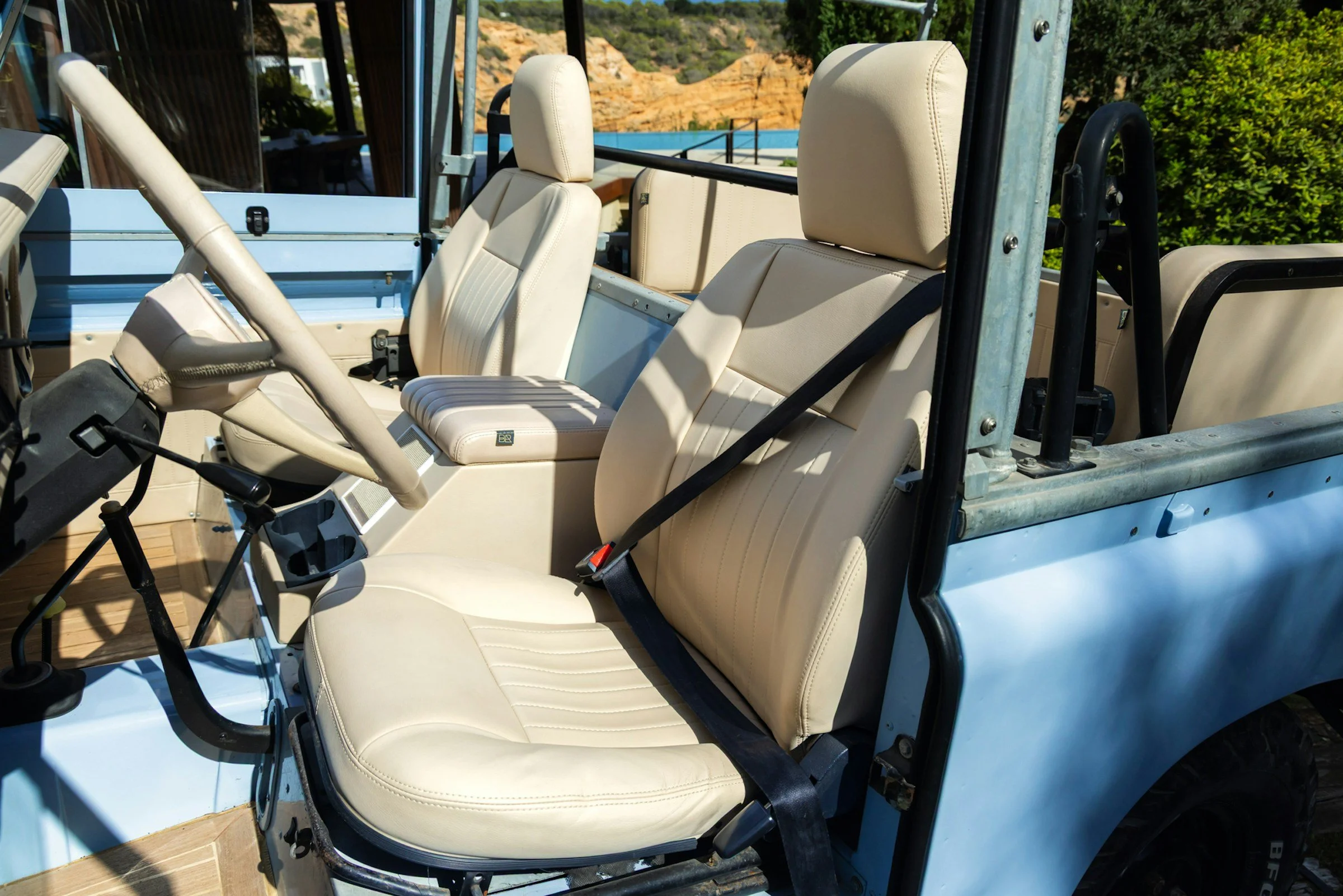 land-rover-santana-88-10.jpg