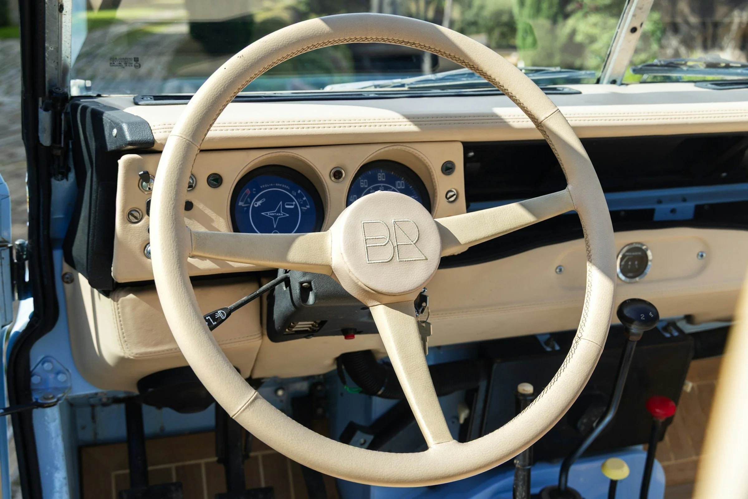 land-rover-santana-88-12.jpg