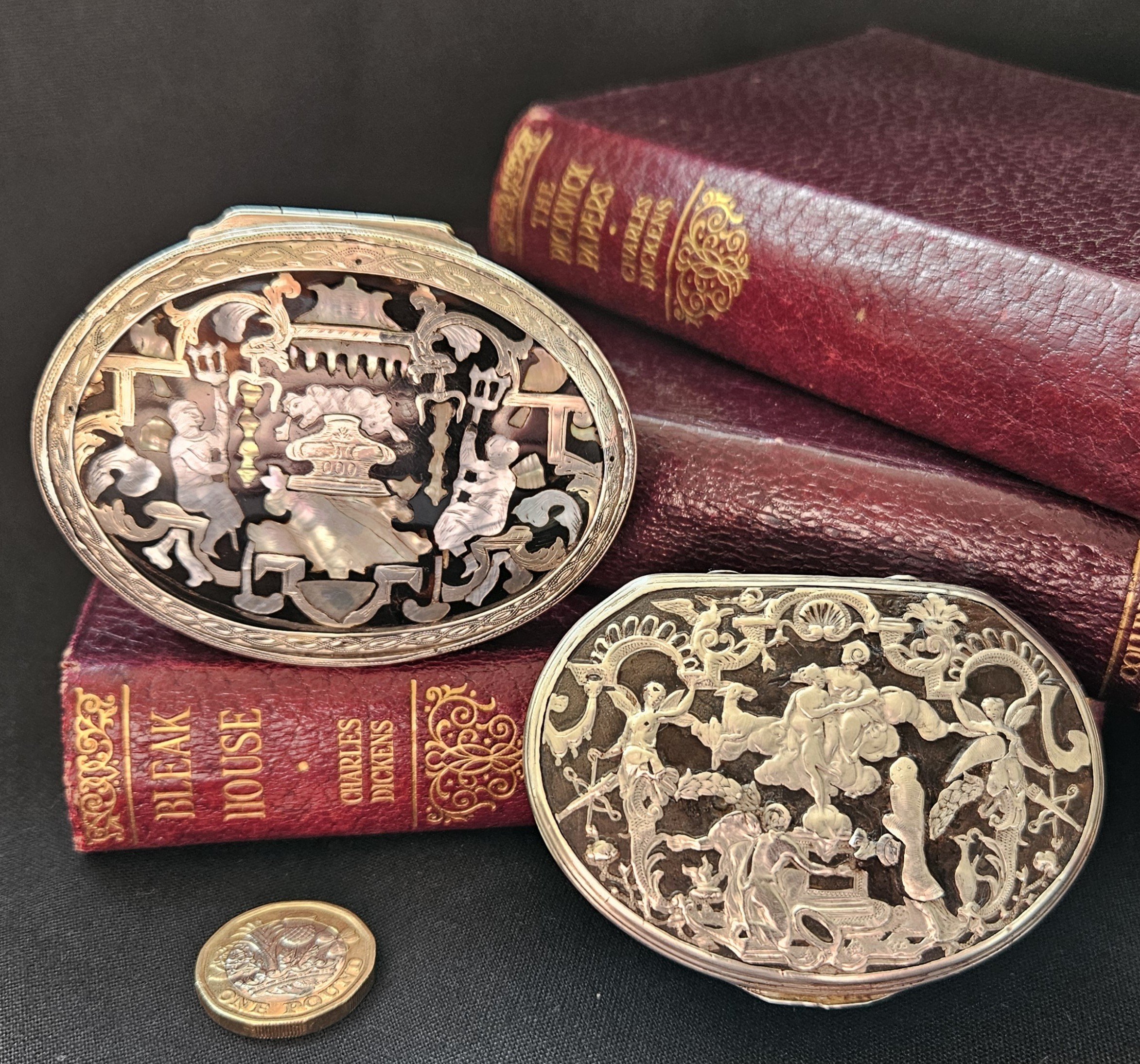 CLASS ANTIQUES