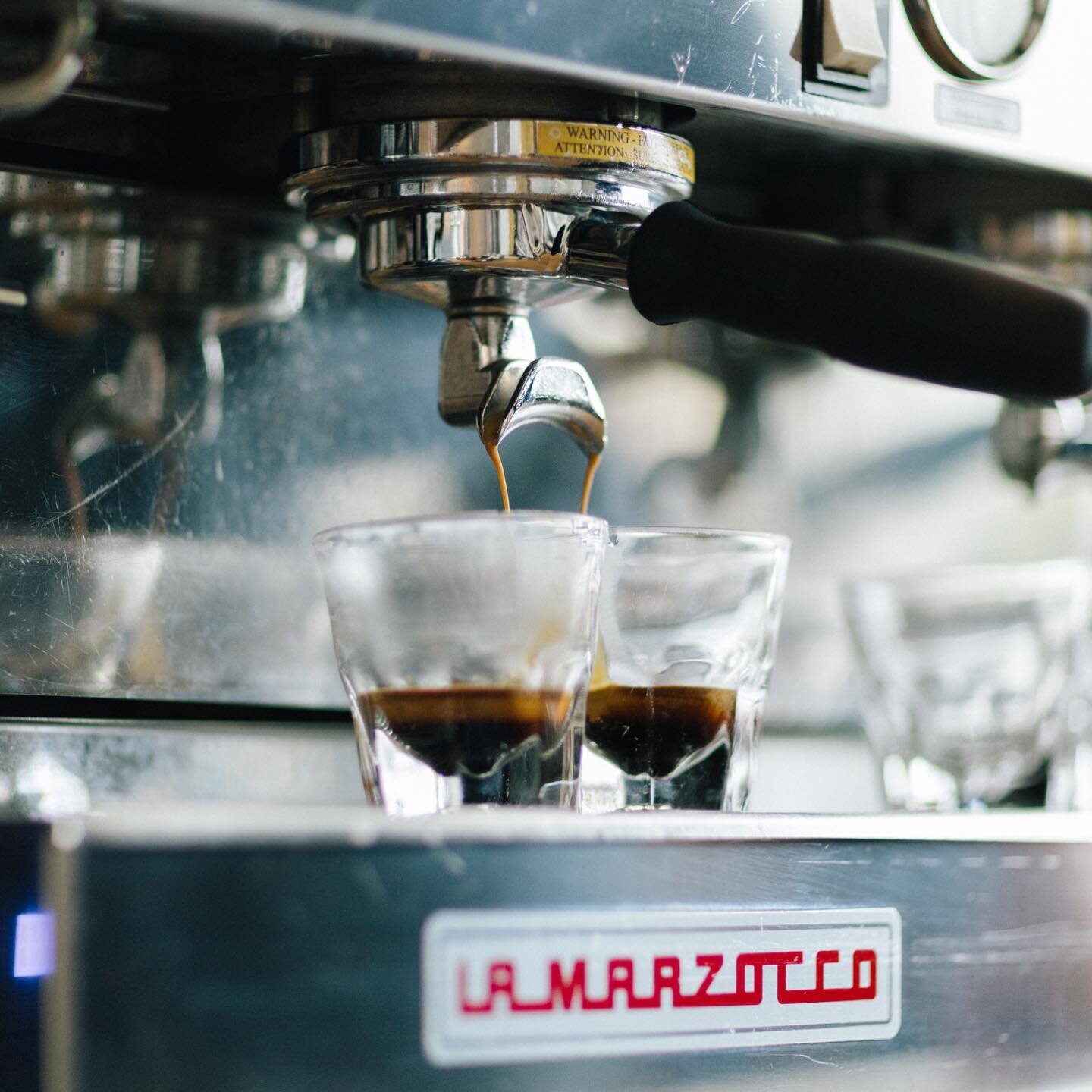 How do you like your coffee in the morning? Let us know in the comments ✨
