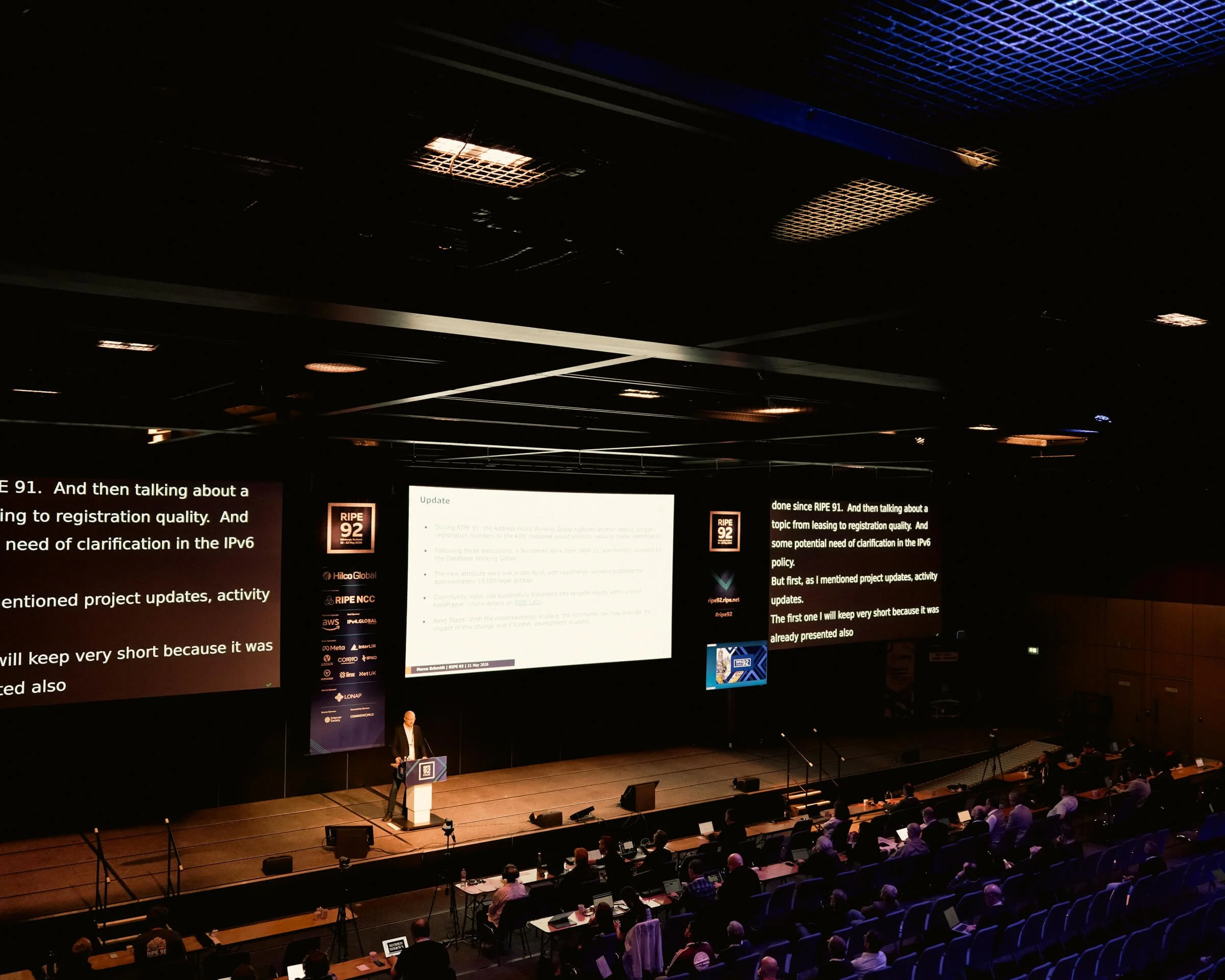 RIPE92-08703.jpg