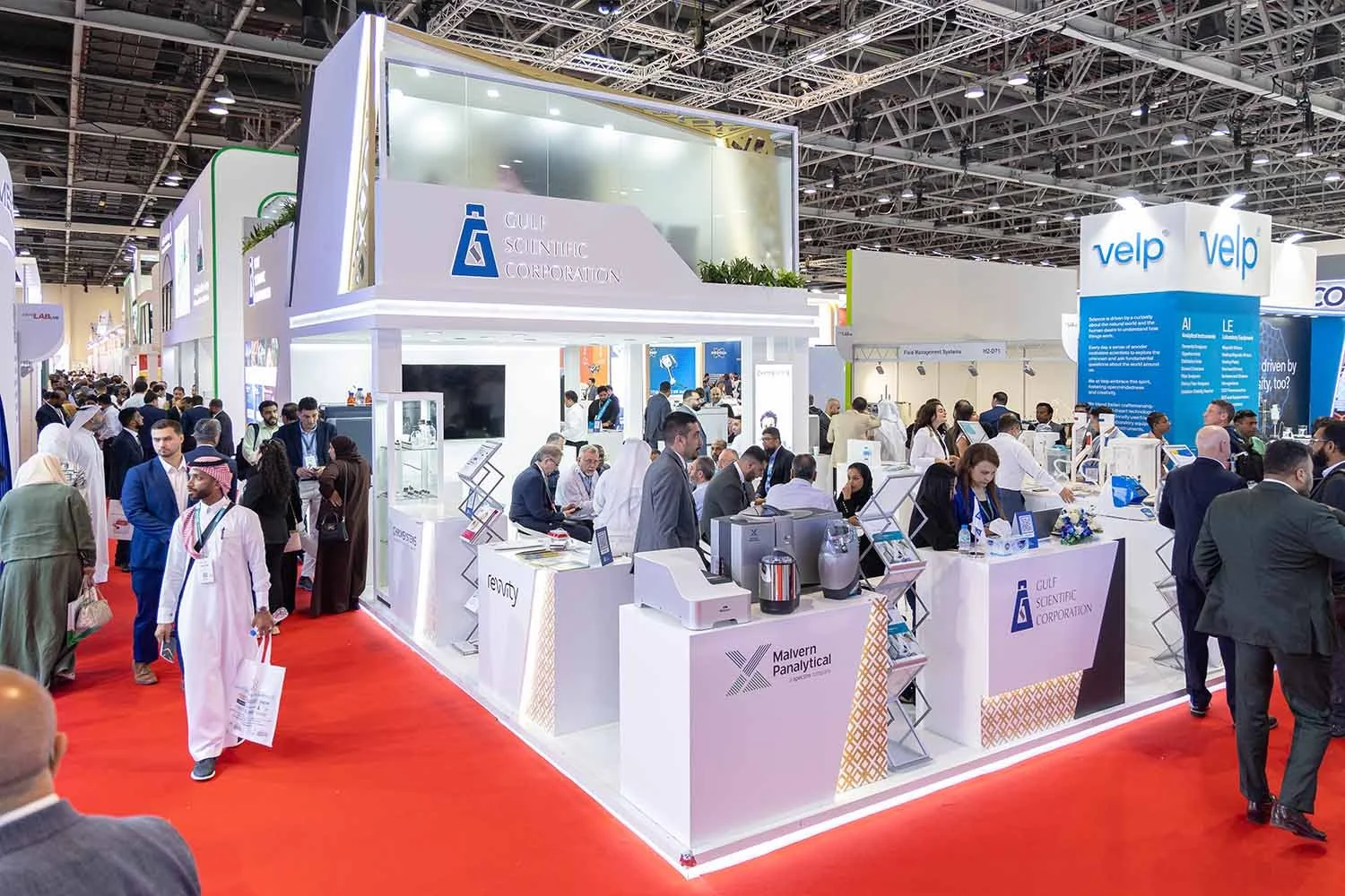 arablab-2025-gulf-scientific-exhibition-photography-dubai.jpg