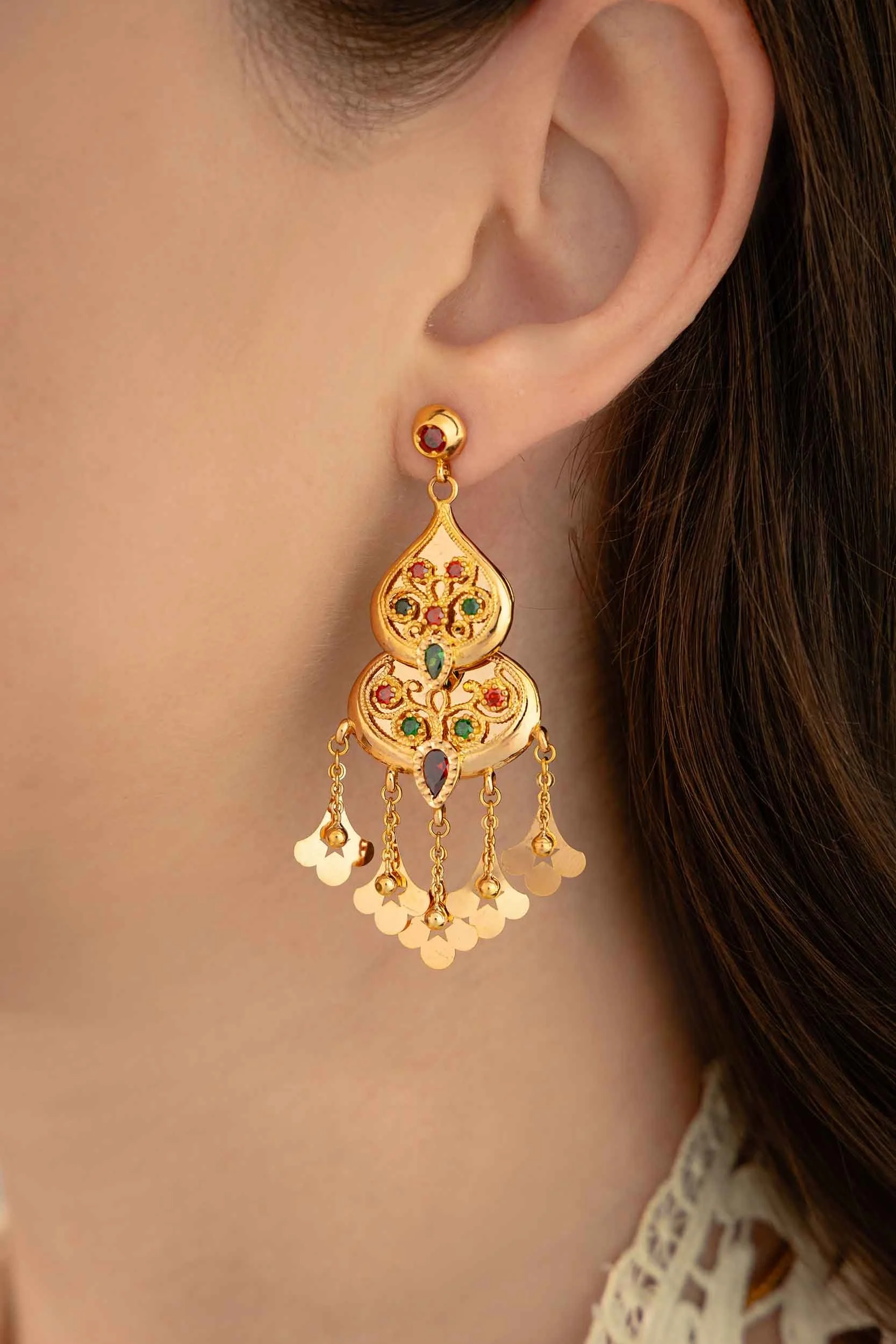 traditional-gold-earrings-jewelry-closeup-dubai.jpg