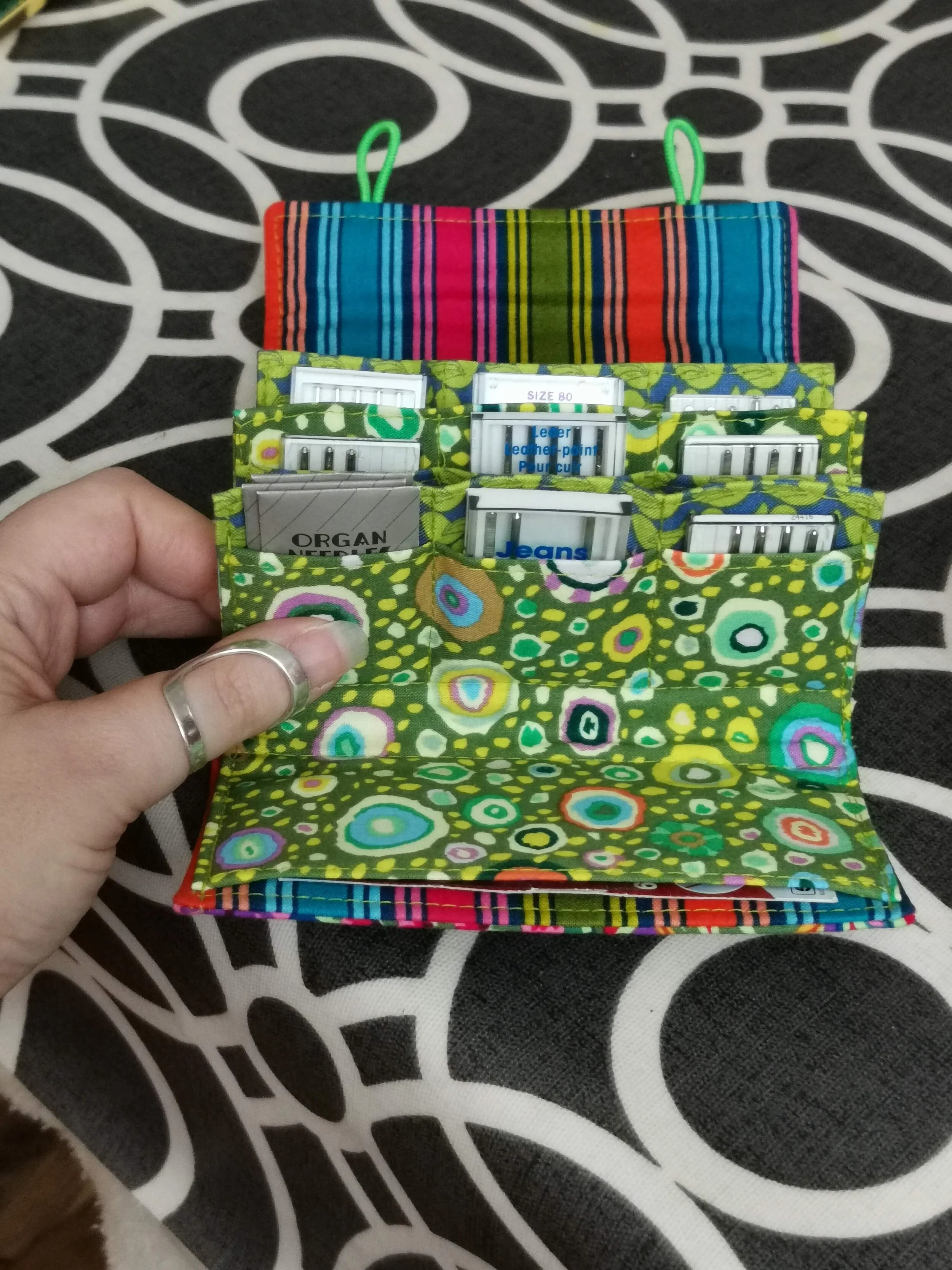 Flip-it Needle Case open