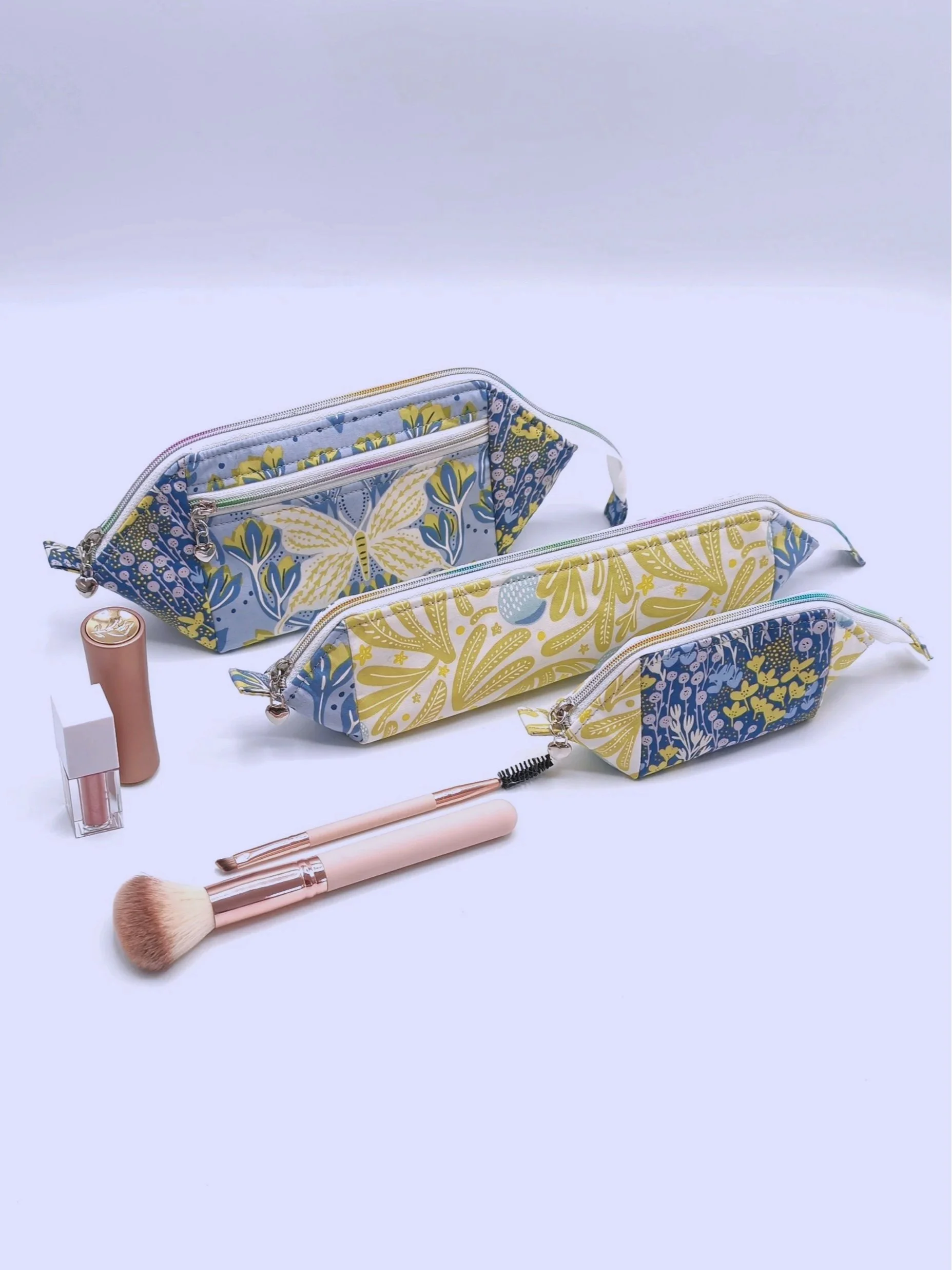 Wide Mouth Pouch Family - £6+VAT