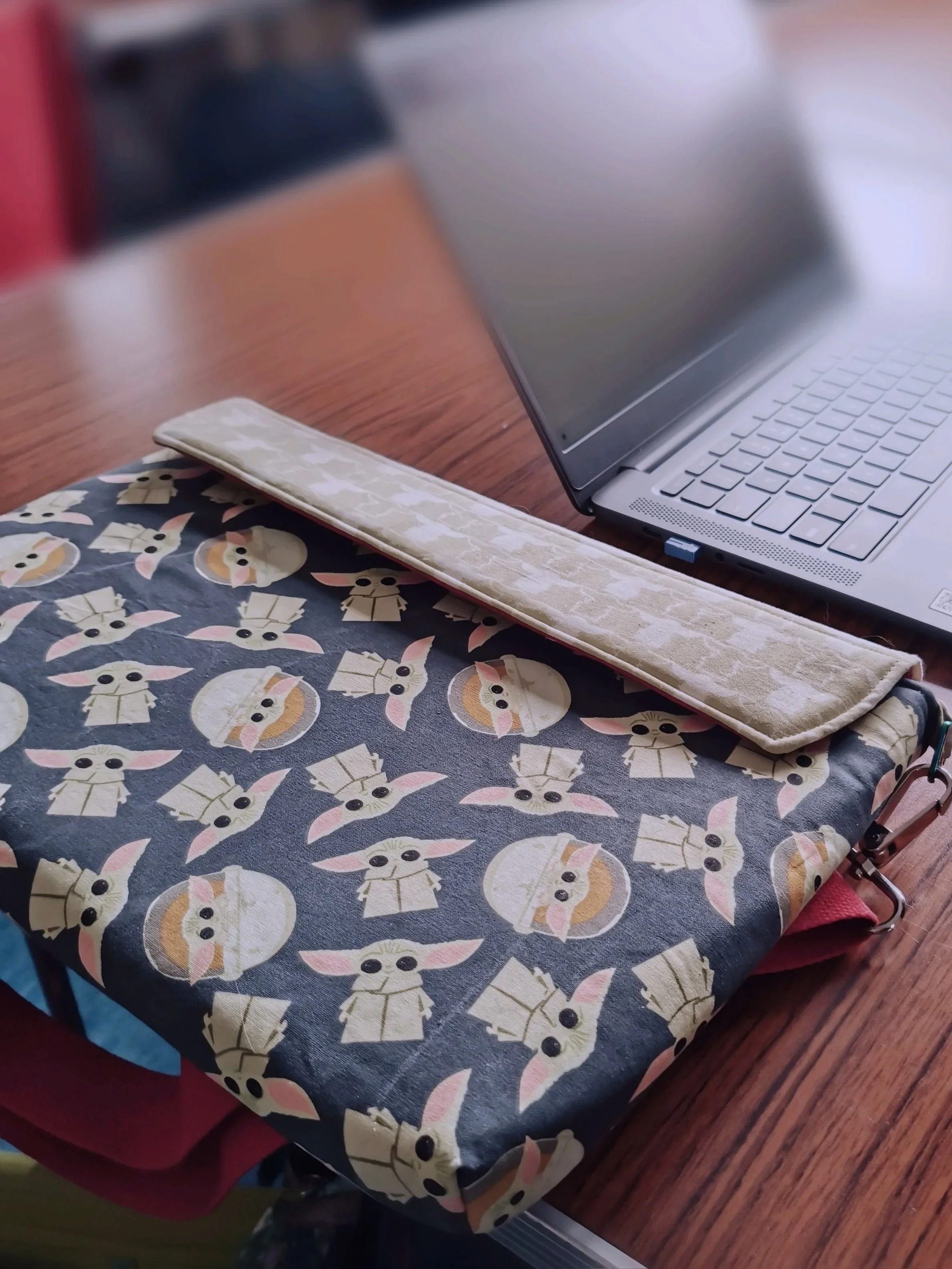 Slim Laptop Sleeve - £6+VAT