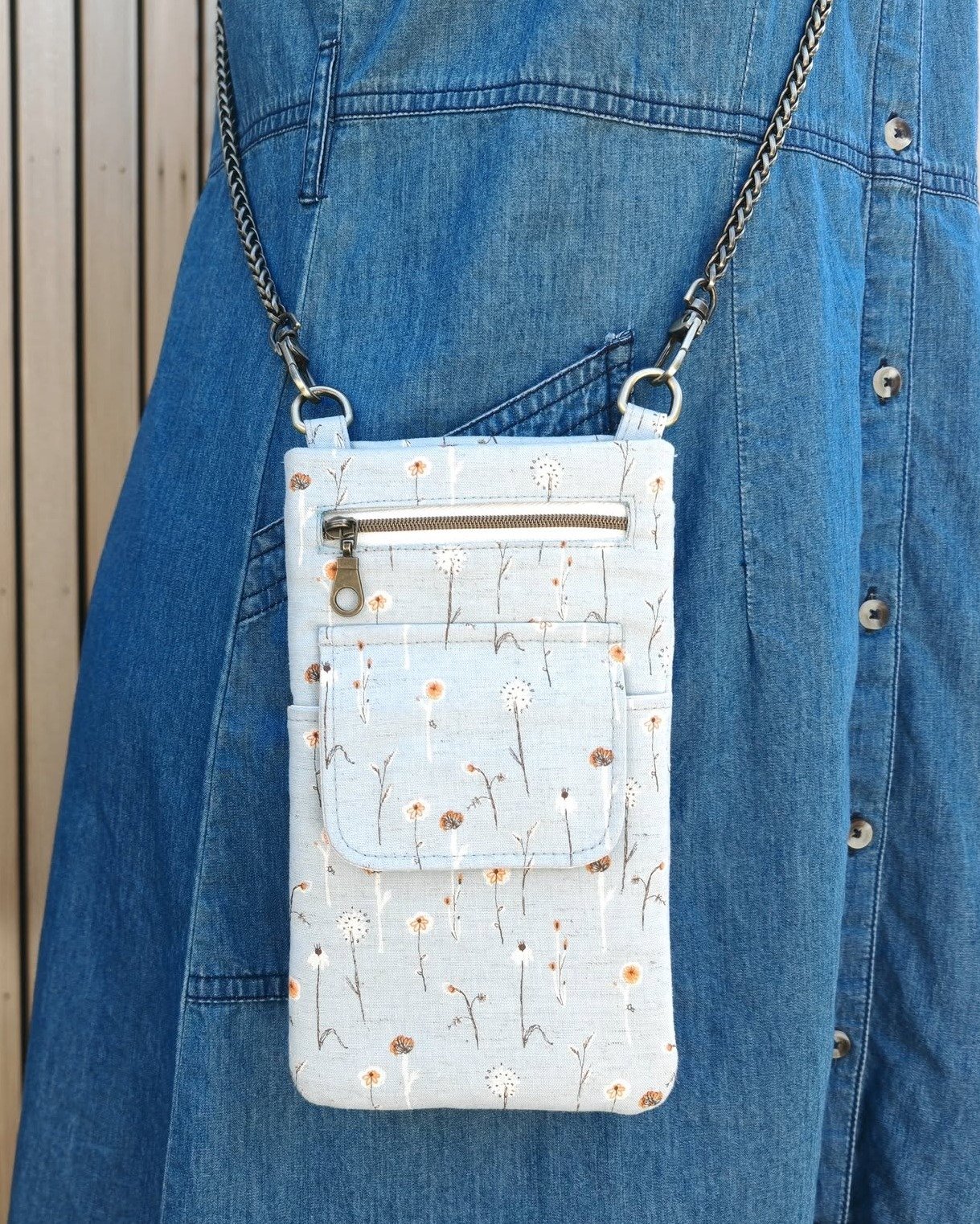 If you don't want to make a fabric strap for your Everyday Travel Pouch, why not buy a chain strap?

This bag is my new go to, for when I am out and about. When I get to the station, I no longer need to swing my backpack off and hunt for my phone. It