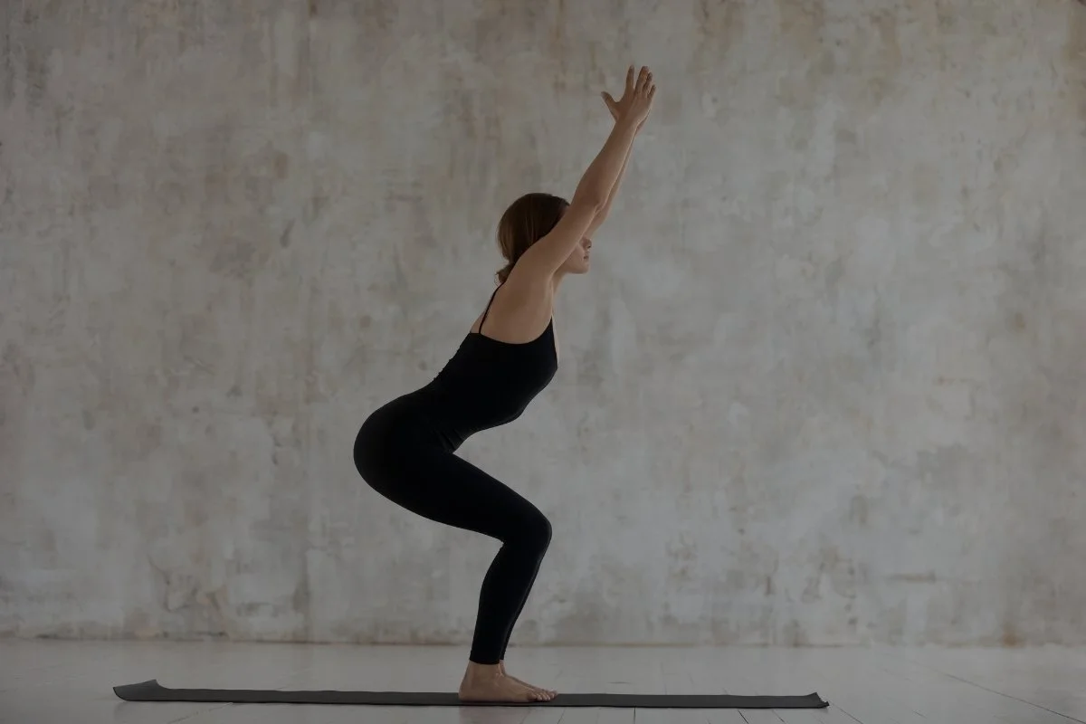 5 posturas de yoga para aumentar tu energía