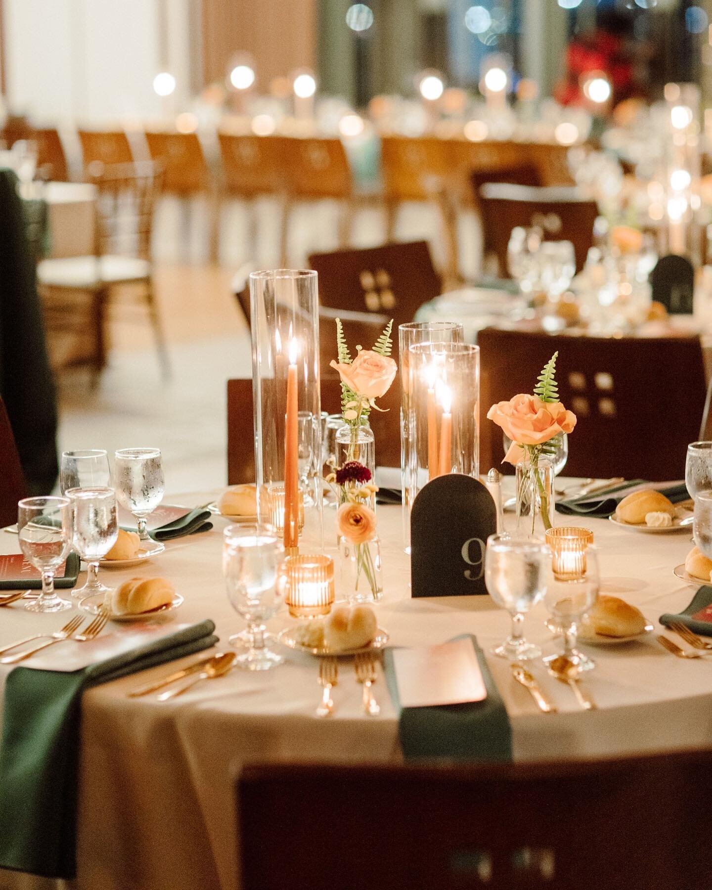 Guess what&rsquo;s back?!? COLOR and, as florists, we LOVE this trend. This bride used colorful taper candles to play off her flower colors. We love all the sunset vibes! 🧡

Did you know that we can order you whatever taper candle color your heart d