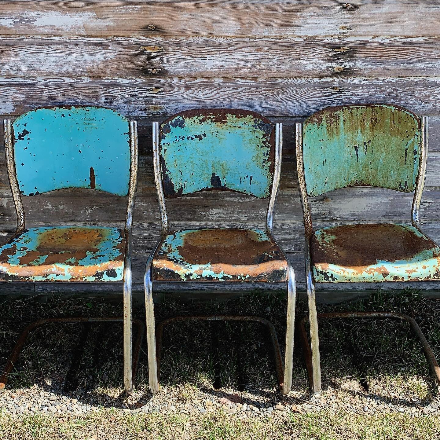 I would like these. Waiting. 

#newengland#reclaimed#repurposed#antique#vivienandcoco#camdenmaine#homedecor#madeinmaine#shoplocal#shopsmall#shopsmallbusiness